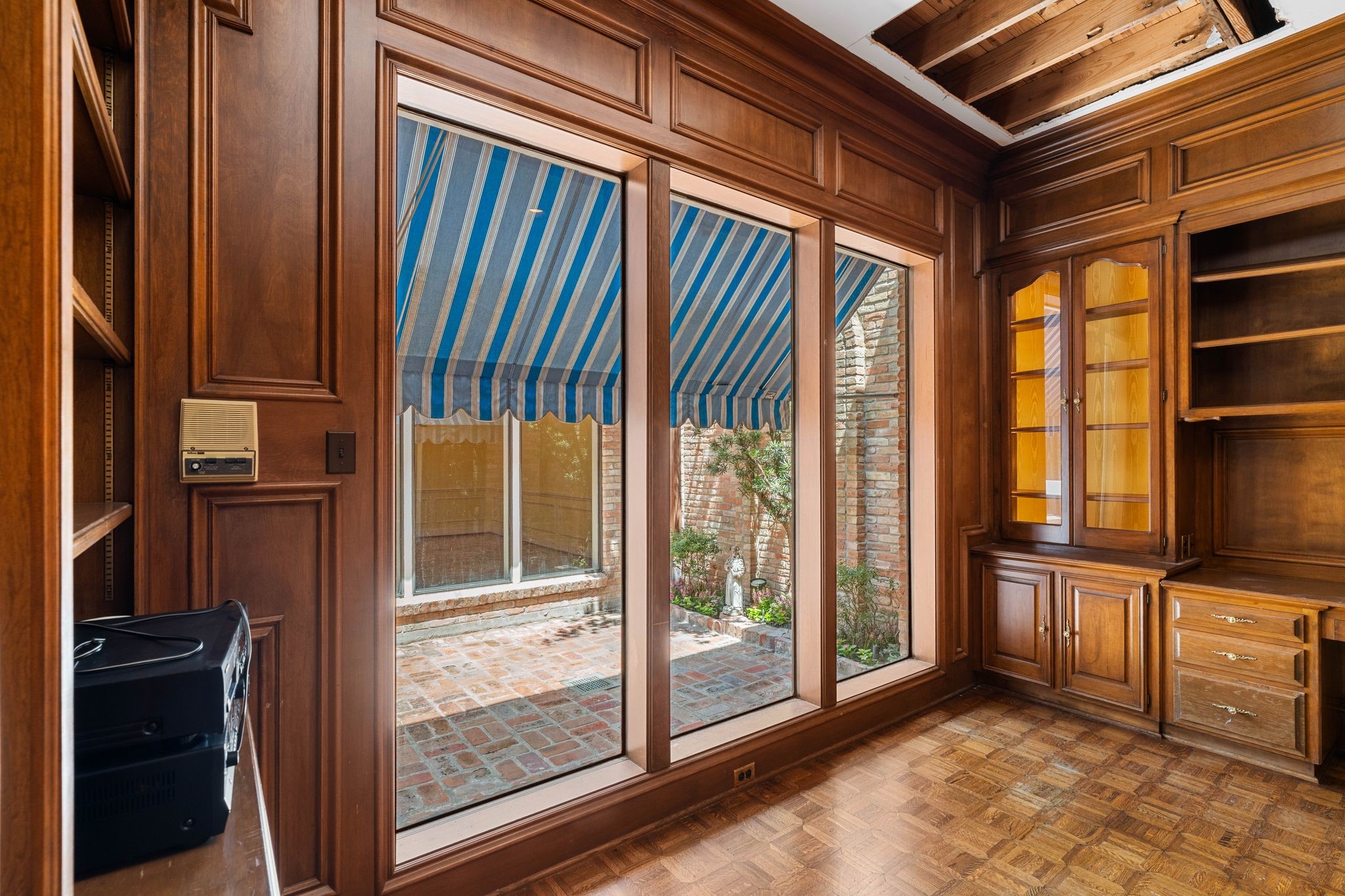  4876 Post Oak Timber Drive - 物件實景