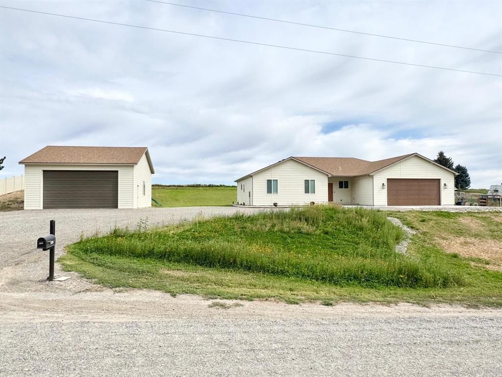 Heyburn, Idaho, 83336, United States, 3 Bedrooms Bedrooms, ,2 BathroomsBathrooms,Residential,For Sale,1935696