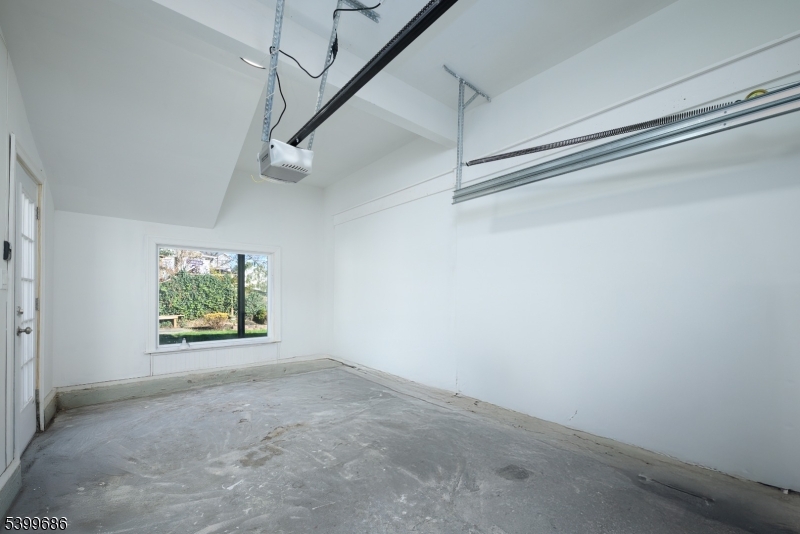 Clifton City, New Jersey, 07014, United States, 5 Bedrooms Bedrooms, ,4 BathroomsBathrooms,Residential,For Sale,2000653