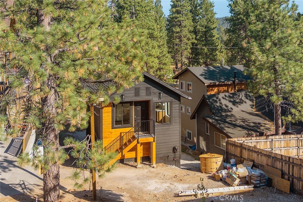 Big Bear Lake, California, 92315, United States, 3 Bedrooms Bedrooms, ,2 BathroomsBathrooms,Residential,For Sale,1896398
