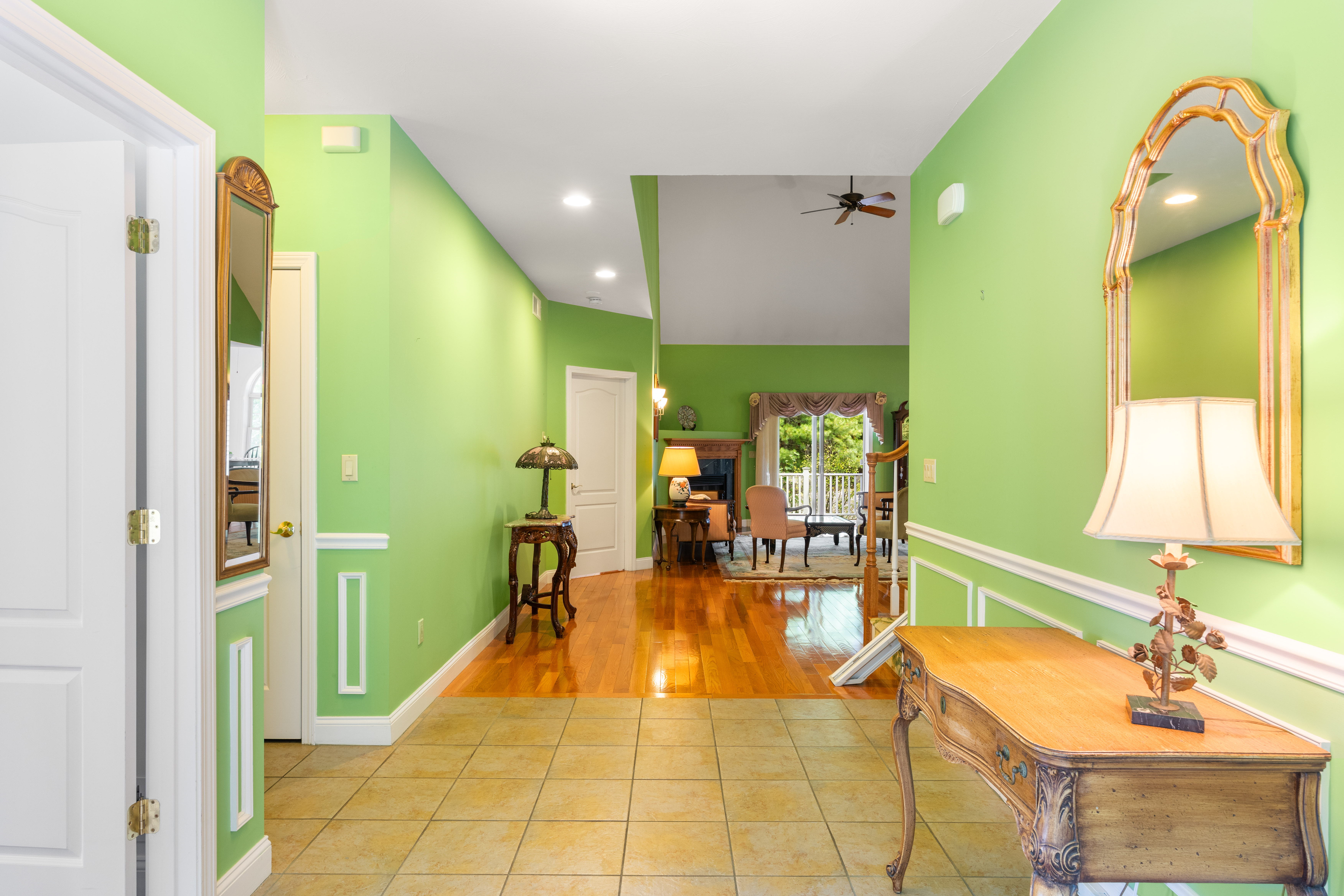  21 Steinbeck Street, Tyngsborough, MA, 01879 - 物件實景