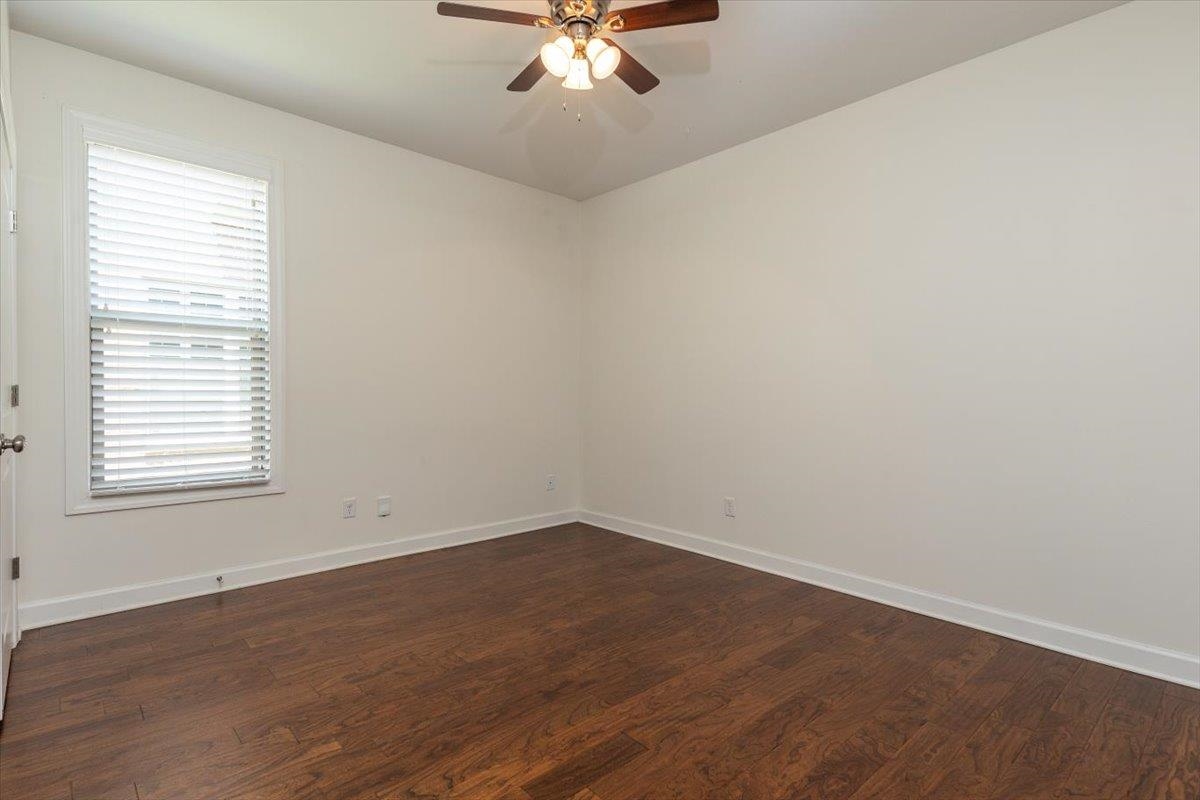 Collierville, Tennessee, 38017, United States, 4 Bedrooms Bedrooms, ,3 BathroomsBathrooms,Residential,For Sale,1907288