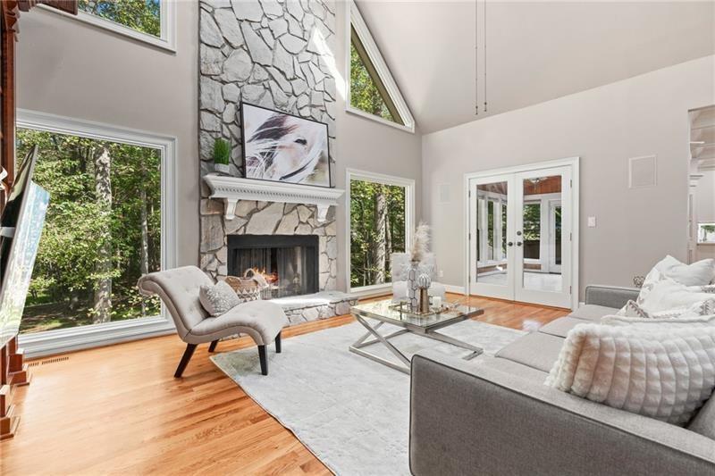 Buford, Georgia, 30518, United States, 6 Bedrooms Bedrooms, ,5 BathroomsBathrooms,Residential,For Sale,1976033