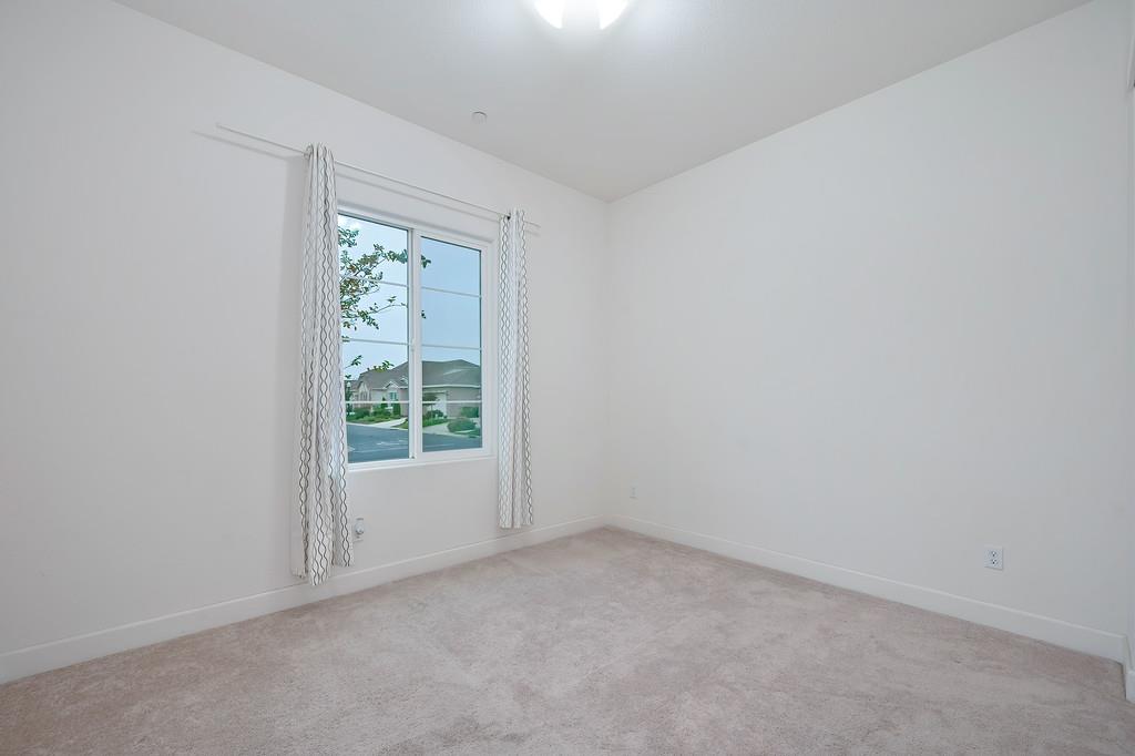 Sacramento, California, 95834, United States, 2 Bedrooms Bedrooms, ,2 BathroomsBathrooms,Residential,For Sale,1999739