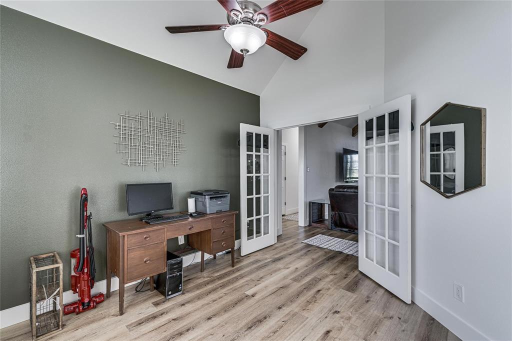 Midlothian, Texas, 76065, United States, 3 Bedrooms Bedrooms, ,3 BathroomsBathrooms,Residential,For Sale,1929128