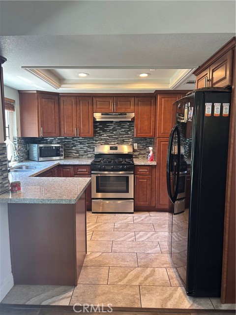 Fontana, California, 92336, United States, 3 Bedrooms Bedrooms, ,2 BathroomsBathrooms,Residential,For Sale,1876520
