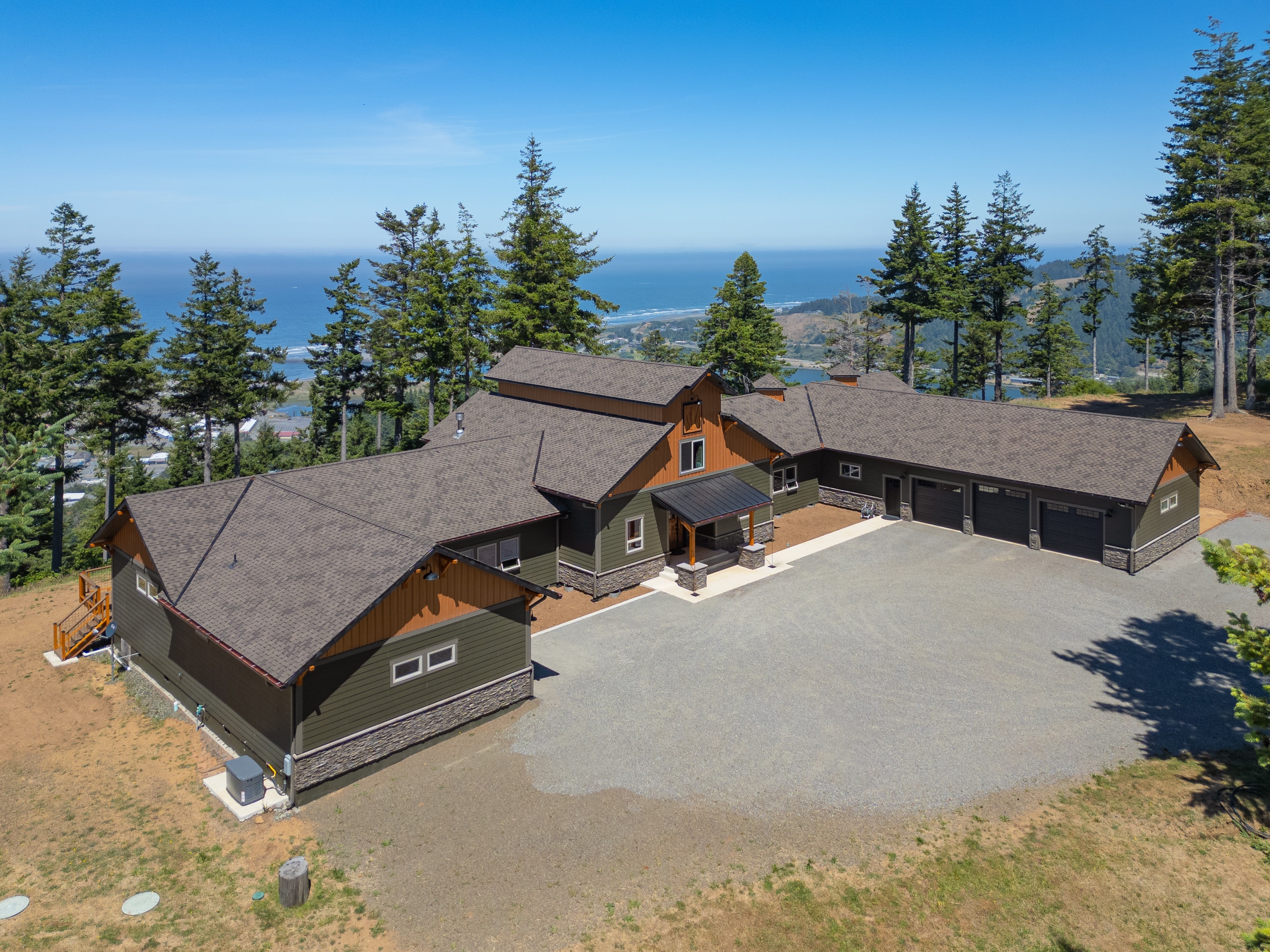  Majestic Ocean & Rogue River Views on 80 Acres - 物件實景