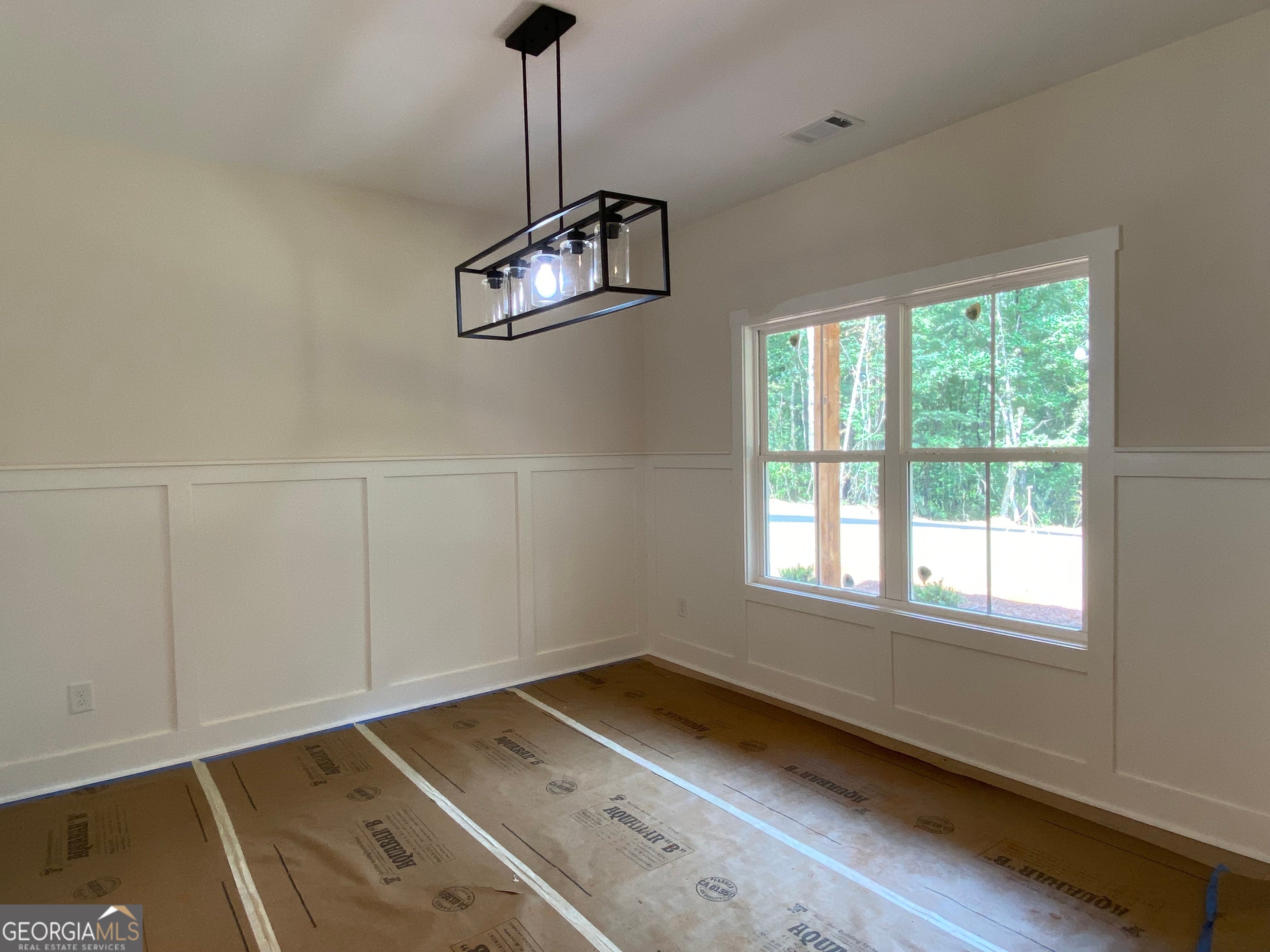 Forsyth, Georgia, 31029, United States, 4 Bedrooms Bedrooms, ,3 BathroomsBathrooms,Residential,For Sale,1922681