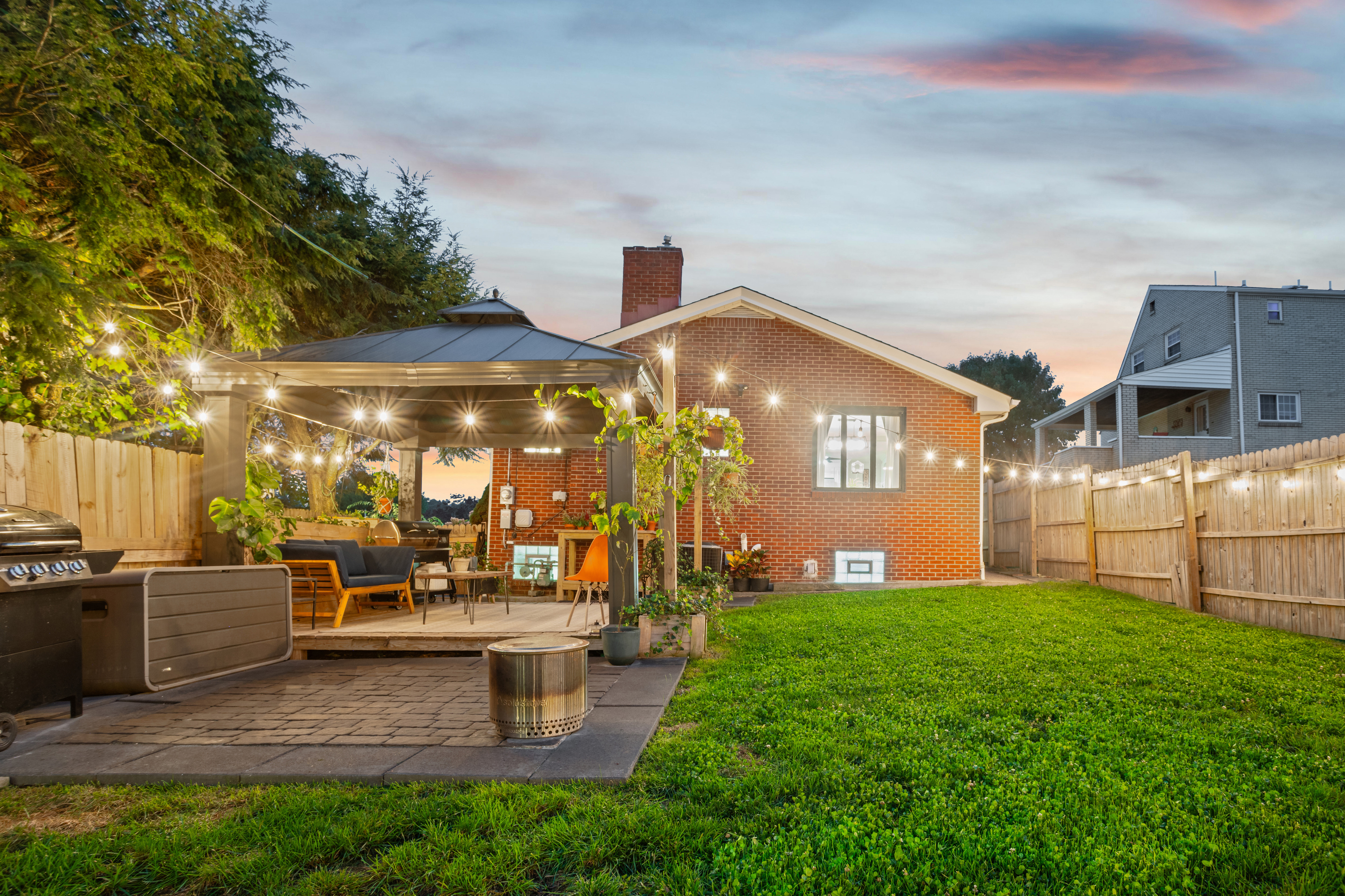  1260 Laurel Hill Drive, West Homestead, PA 15120 - 物件實景