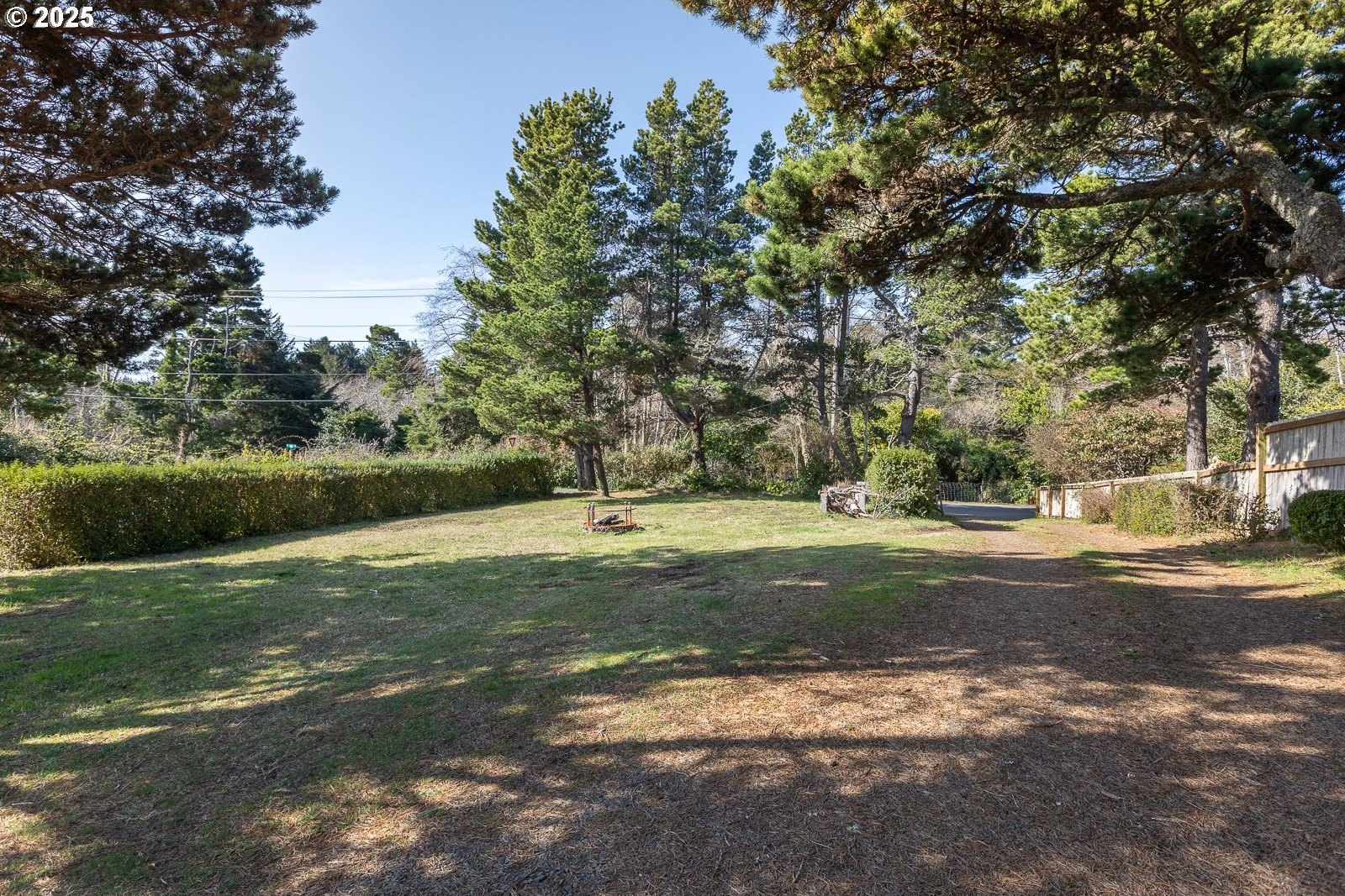 Lincoln City, Oregon, 97367, United States, 2 Bedrooms Bedrooms, ,1 BathroomBathrooms,Residential,For Sale,1736931