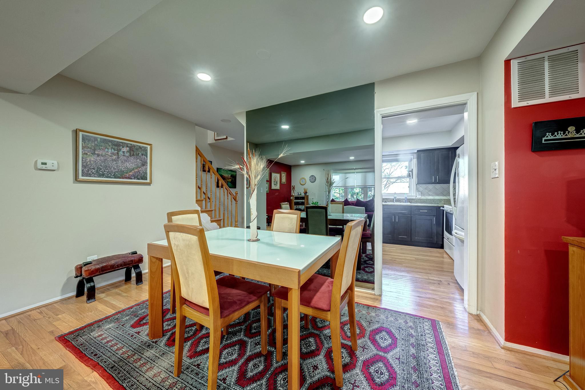 Springfield, Virginia, 22152, United States, 3 Bedrooms Bedrooms, ,3 BathroomsBathrooms,Residential,For Sale,1982365