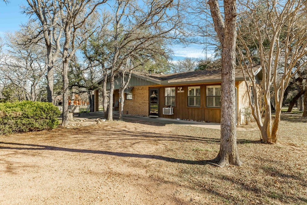 Fredericksburg, Texas, 78624, United States, 3 Bedrooms Bedrooms, ,2 BathroomsBathrooms,Residential,For Sale,1921843