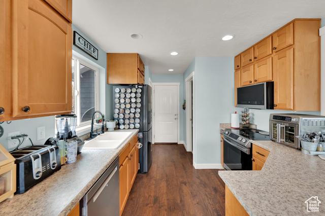 Erda, Utah, 84074, United States, 5 Bedrooms Bedrooms, ,3 BathroomsBathrooms,Residential,For Sale,1916453