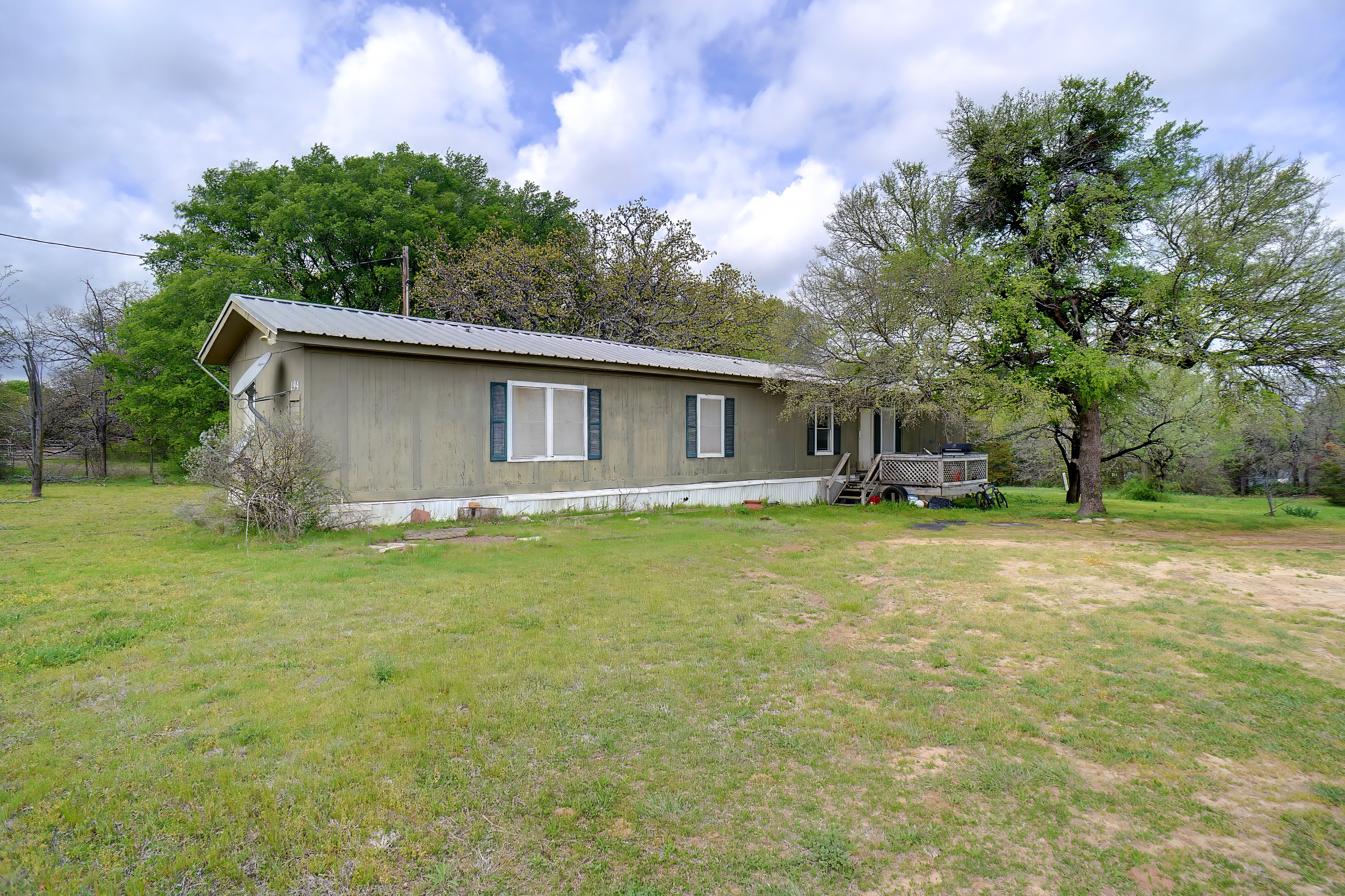 Boyd, Texas, 76023, United States, 2 Bedrooms Bedrooms, ,1 BathroomBathrooms,Residential,For Sale,1980288