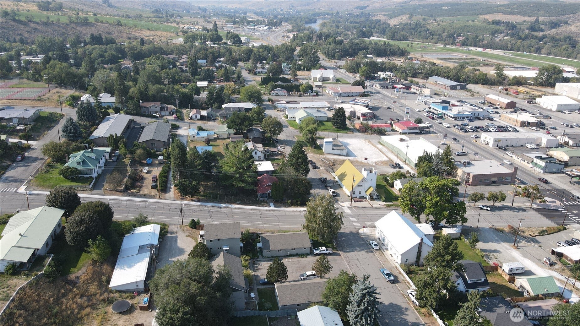 Tonasket, Washington, 98855, United States, ,Residential,For Sale,2001700