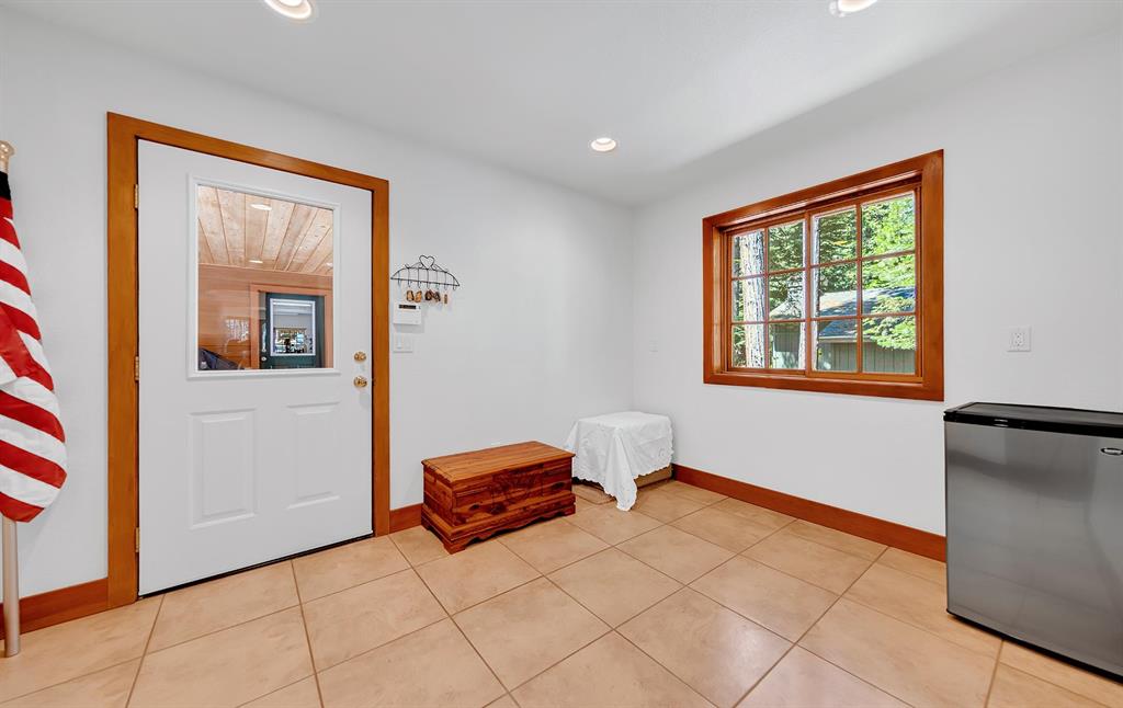 Lake Almanor West, California, 96020, United States, 4 Bedrooms Bedrooms, ,4 BathroomsBathrooms,Residential,For Sale,1907514