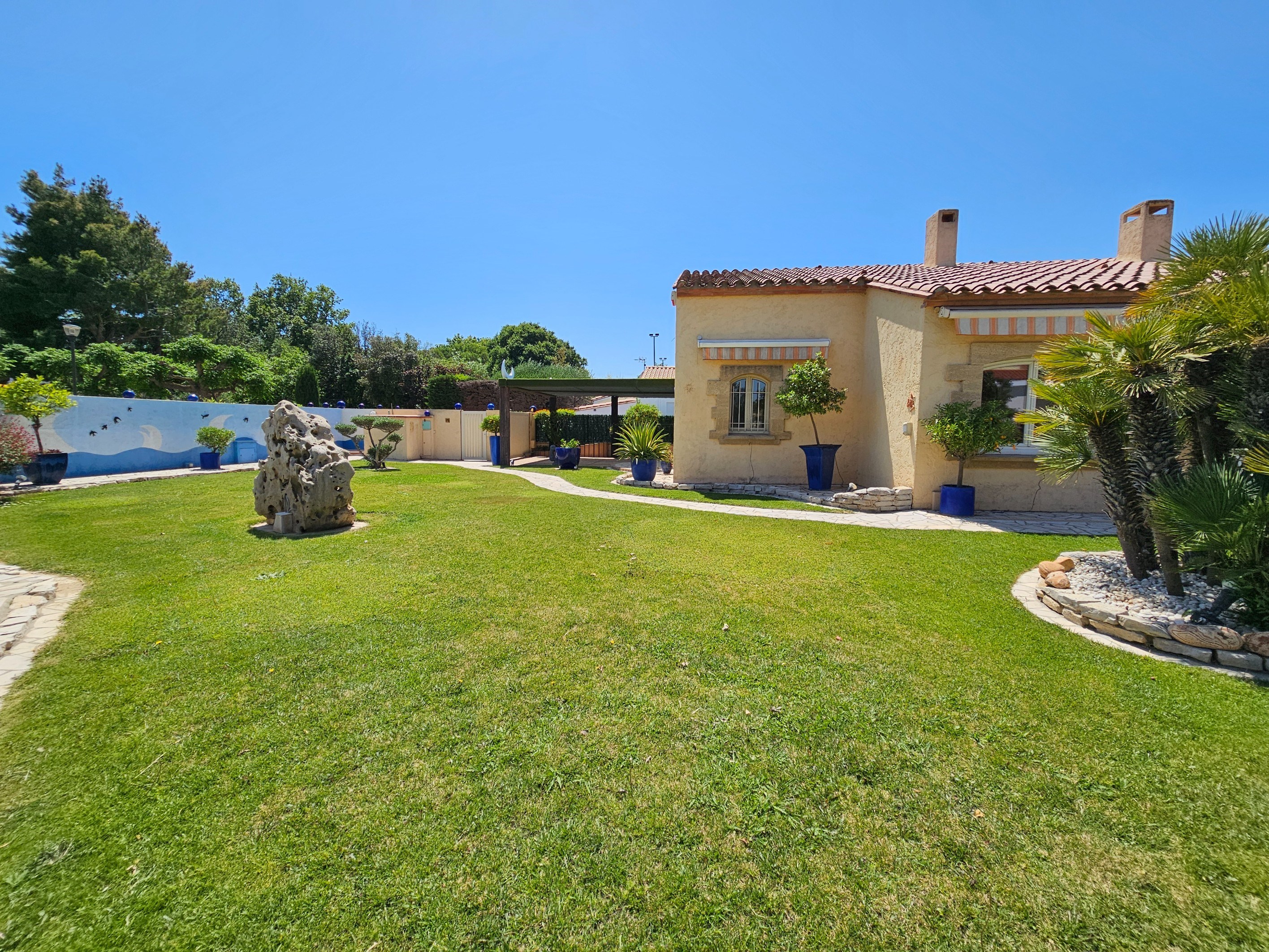  West of Perpignan, within a secure private estate with a resident guard. - 物件實景
