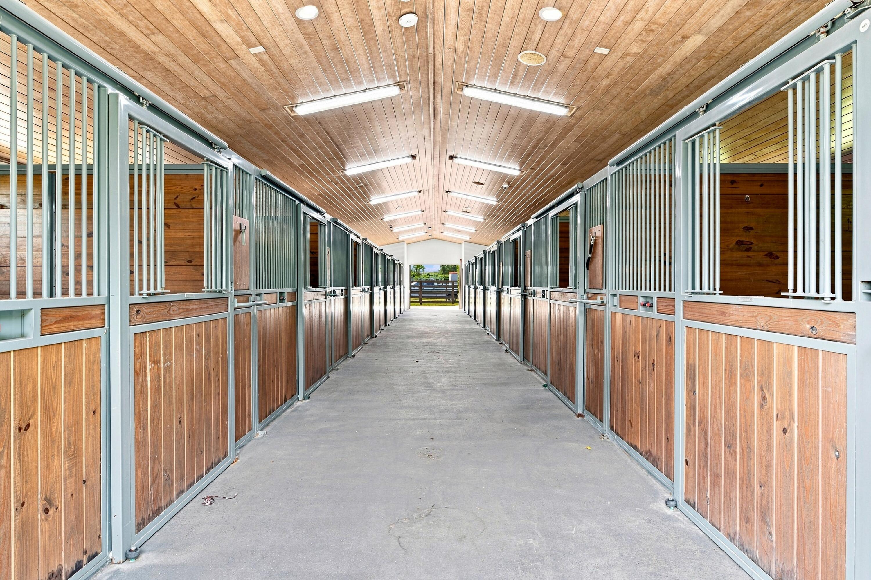  13155 Southfields Road - 物件實景