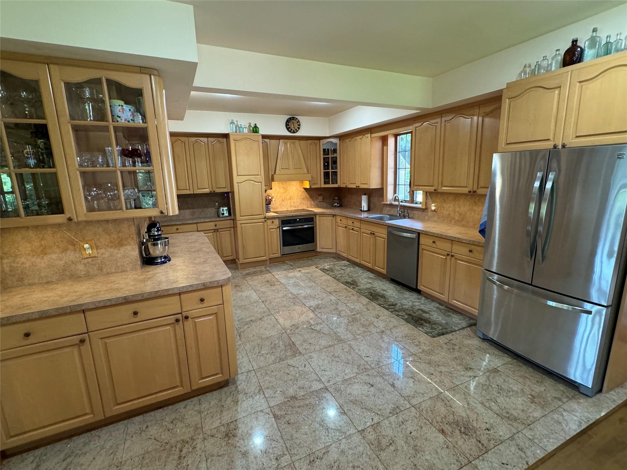 Ossining, New York, 10562, United States, 3 Bedrooms Bedrooms, ,2 BathroomsBathrooms,Residential,For Sale,1847273
