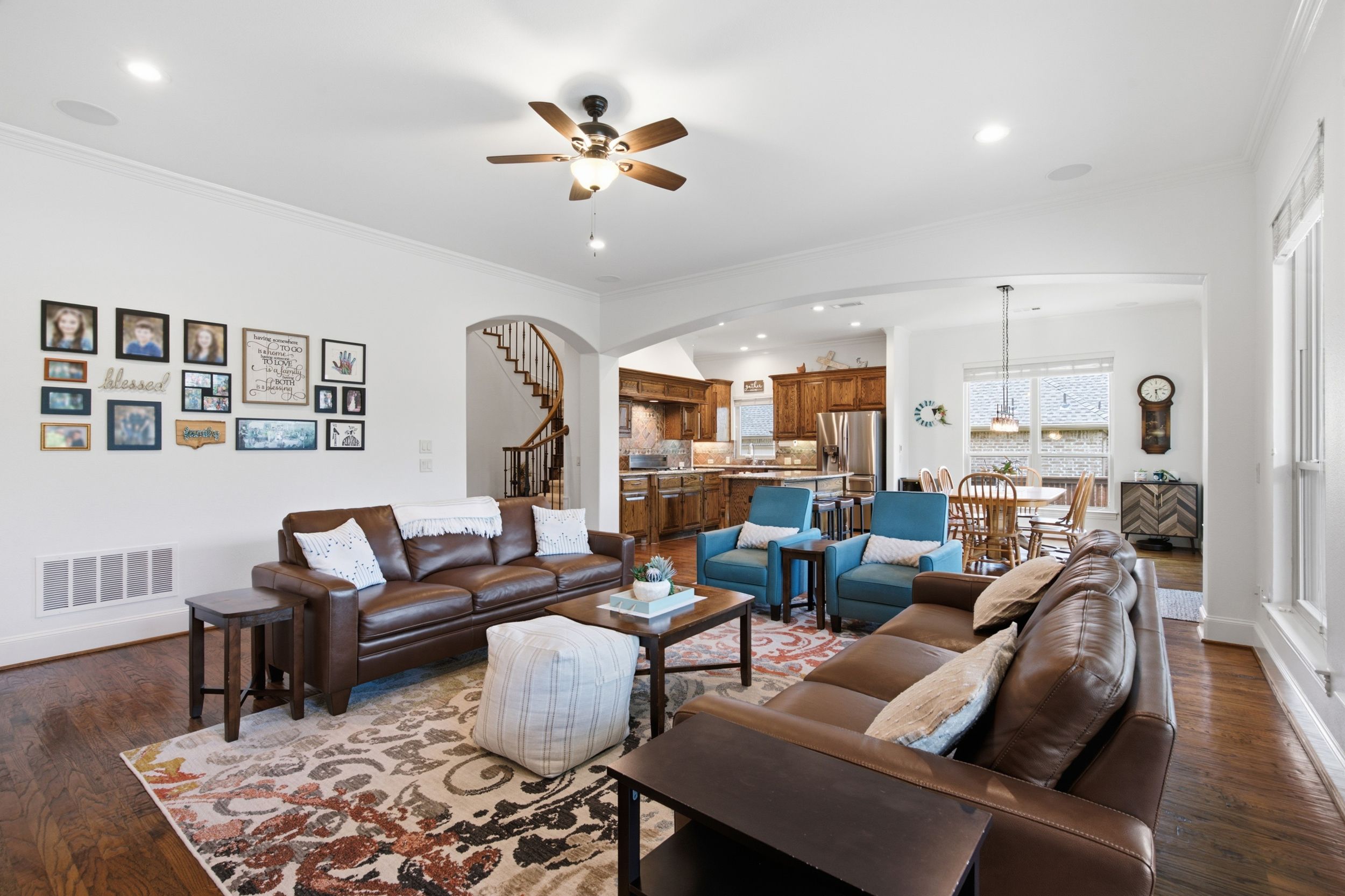  where  resort style living meets timeless design in lantana - 物件實景