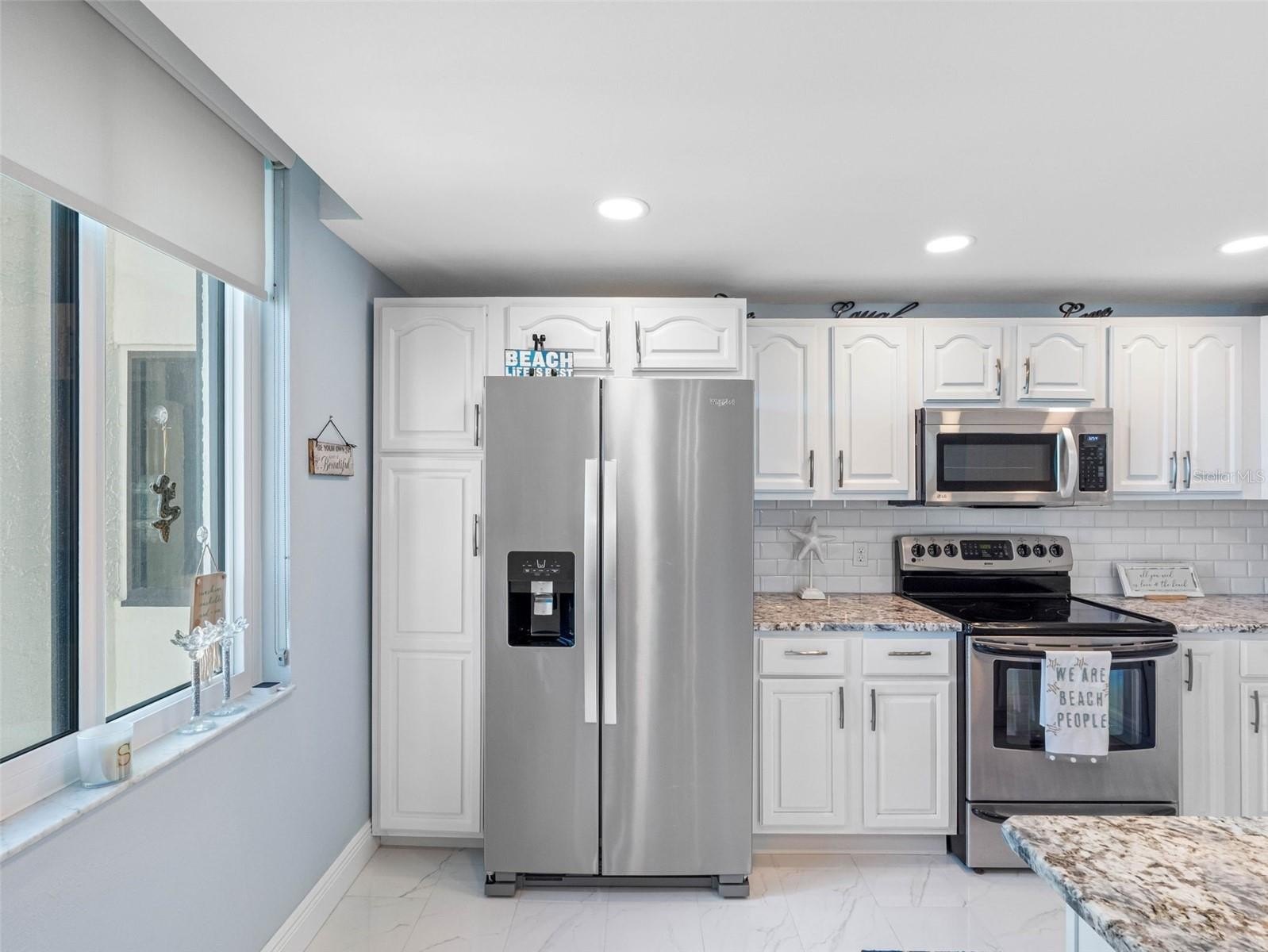 CLEARWATER BEACH, Florida, 33767, United States, 2 Bedrooms Bedrooms, ,2 BathroomsBathrooms,Residential,For Sale,1937556