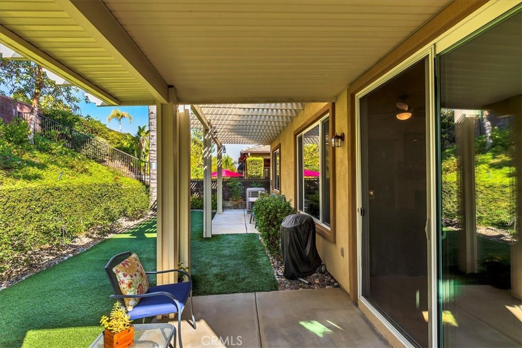 Corona, California, 92883, United States, 2 Bedrooms Bedrooms, ,2 BathroomsBathrooms,Residential,For Sale,2007752