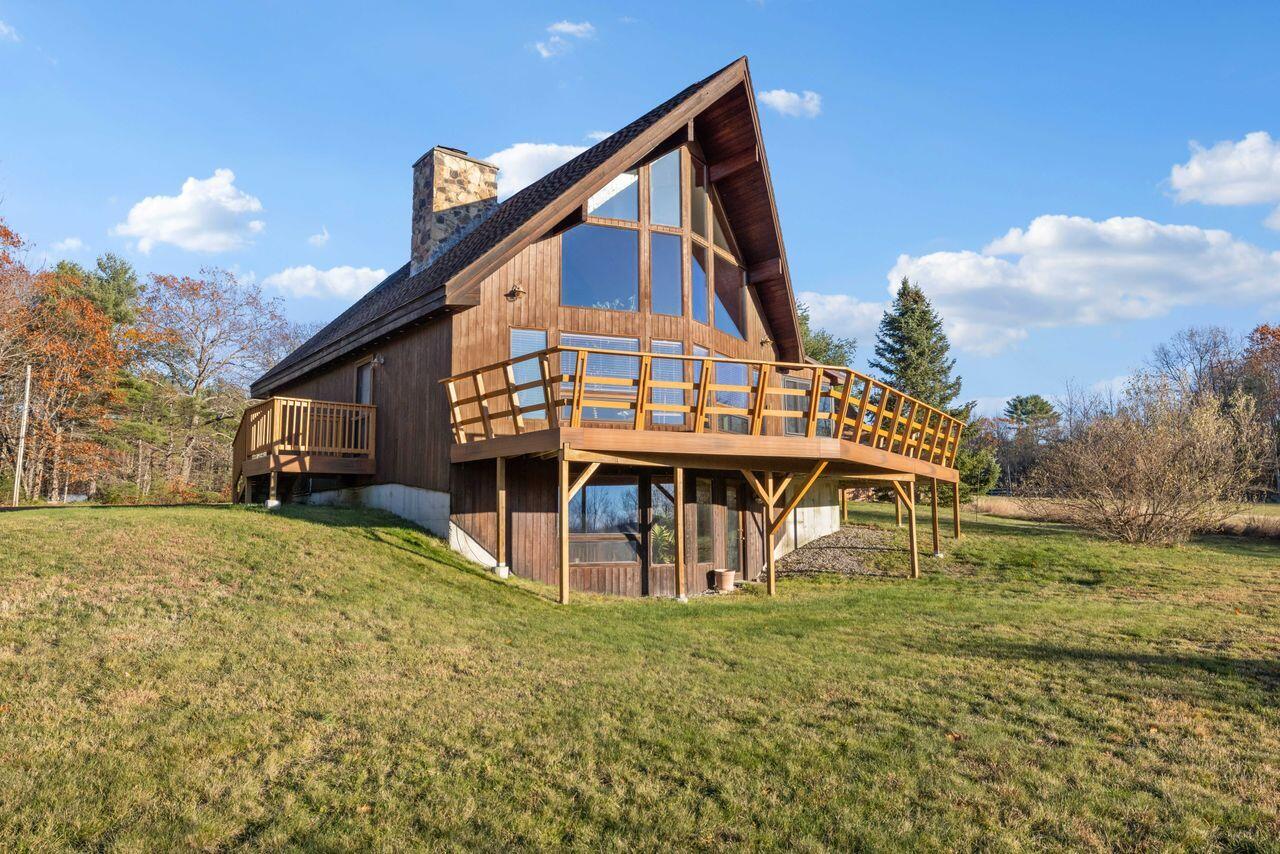 Harrison, Maine, 04040, United States, 3 Bedrooms Bedrooms, ,3 BathroomsBathrooms,Residential,For Sale,1991420