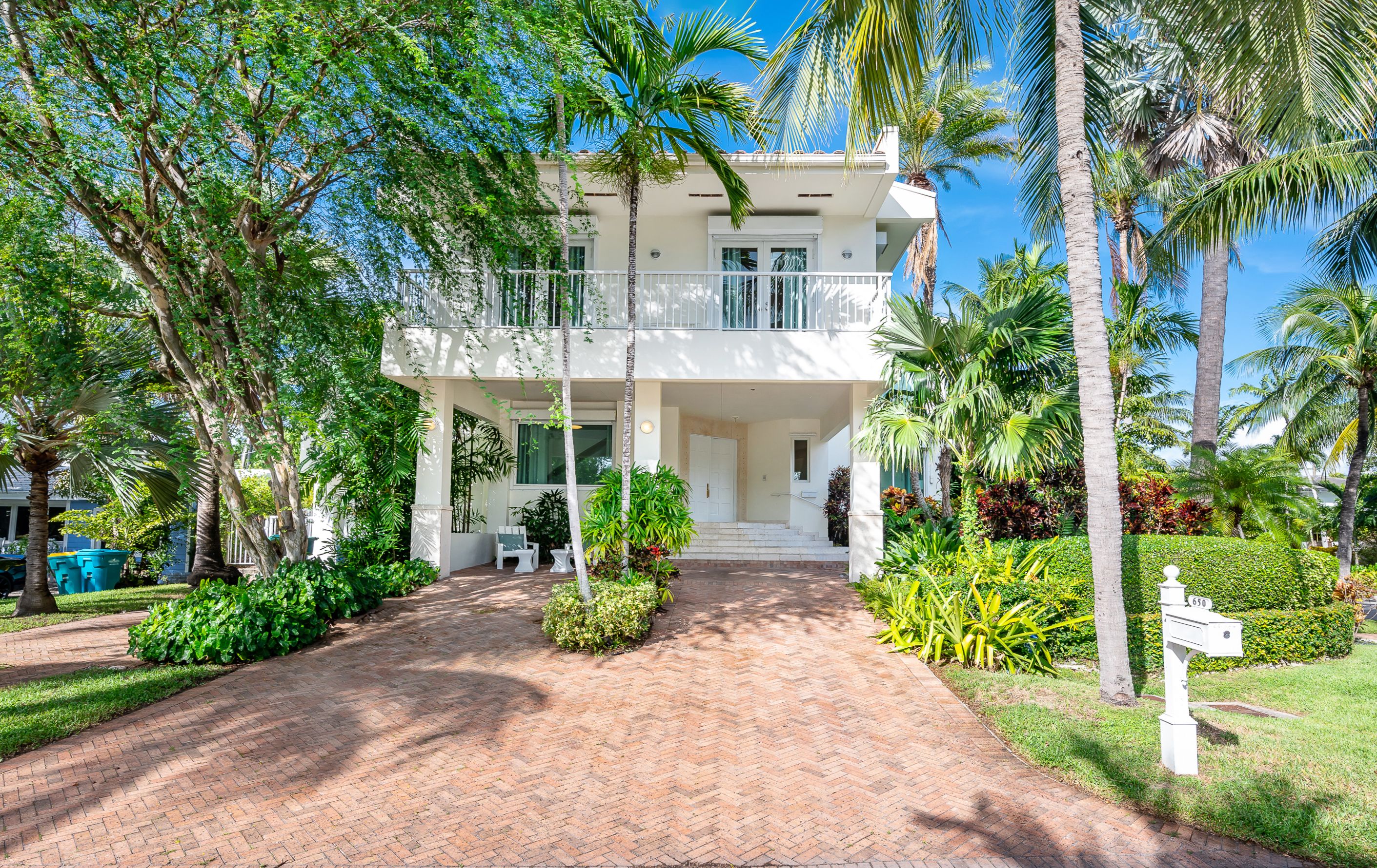  650 Curtiswood Dr, Key Biscayne, FL, 33149 - 物件實景