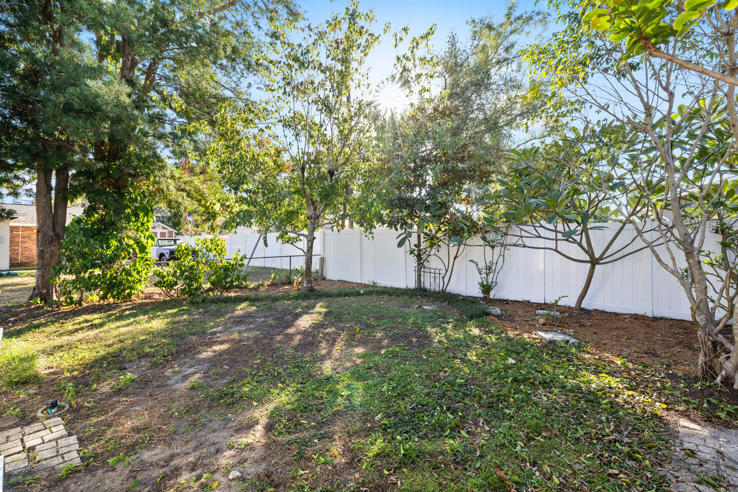 Tampa, Florida, 33618, United States, 3 Bedrooms Bedrooms, ,2 BathroomsBathrooms,Residential,For Sale,1994260