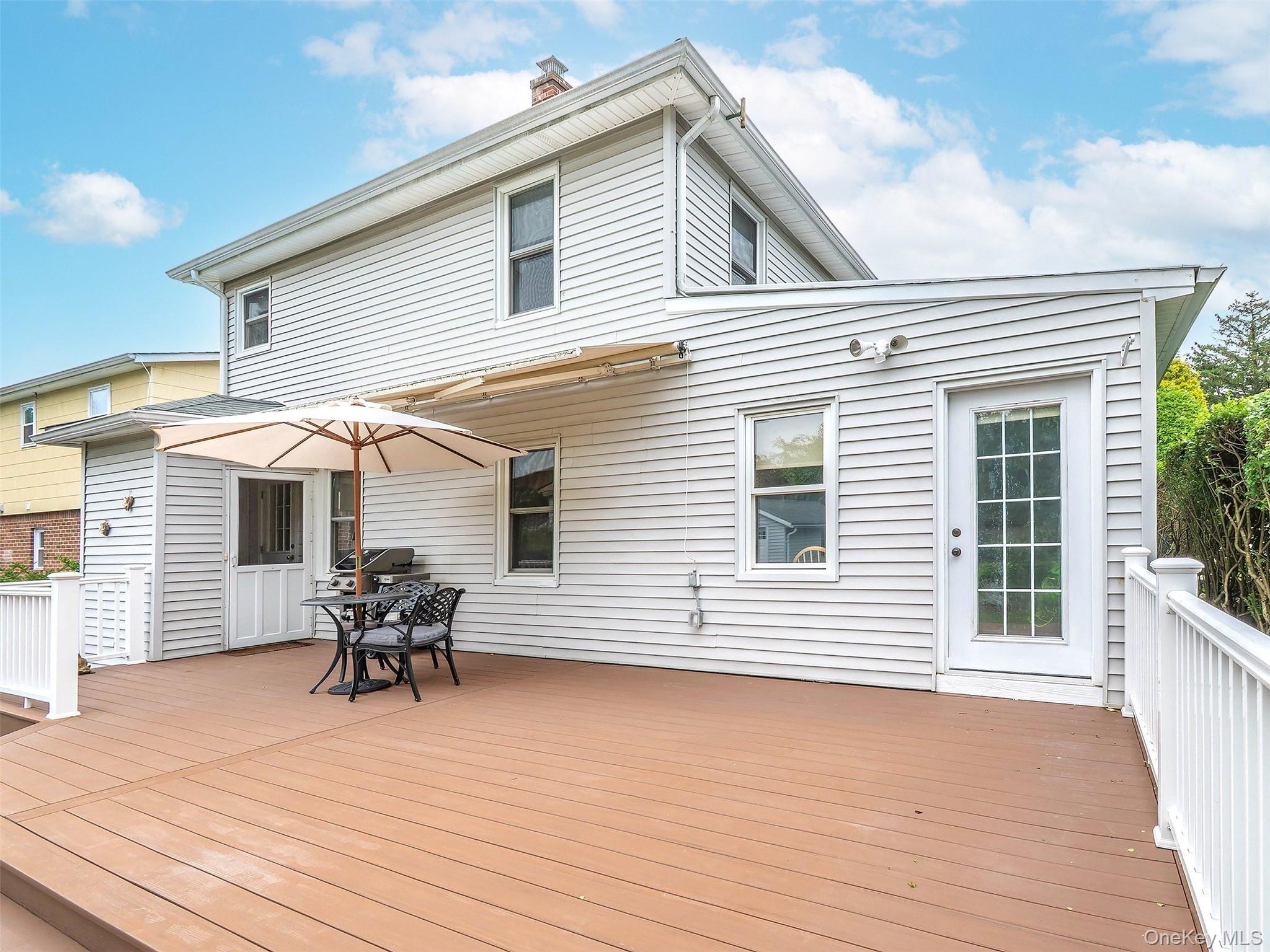  1 Raymond Street, Glen Cove, NY, 11542 - 物件實景