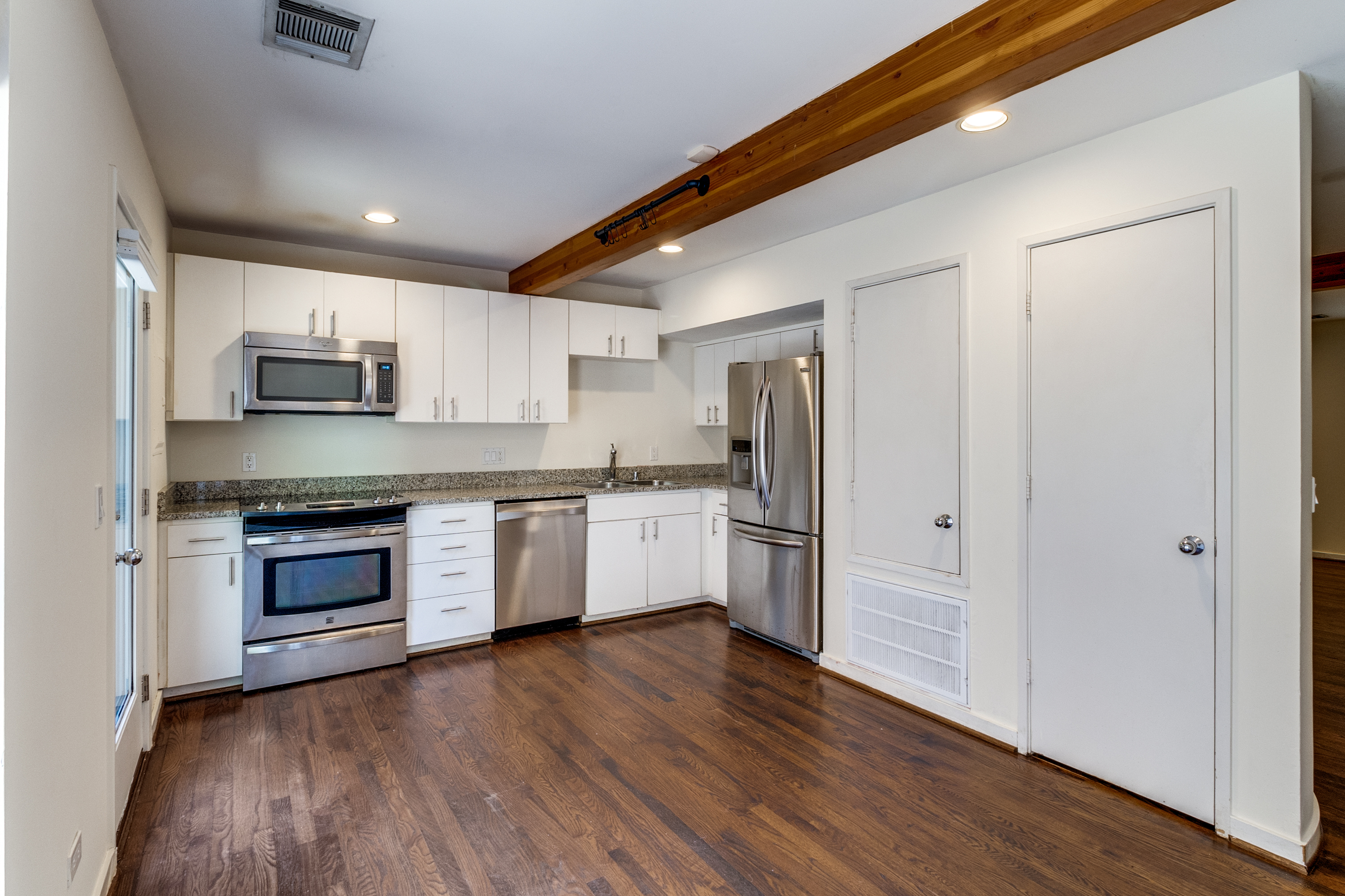  4134 Travis Street #17 - 物件實景