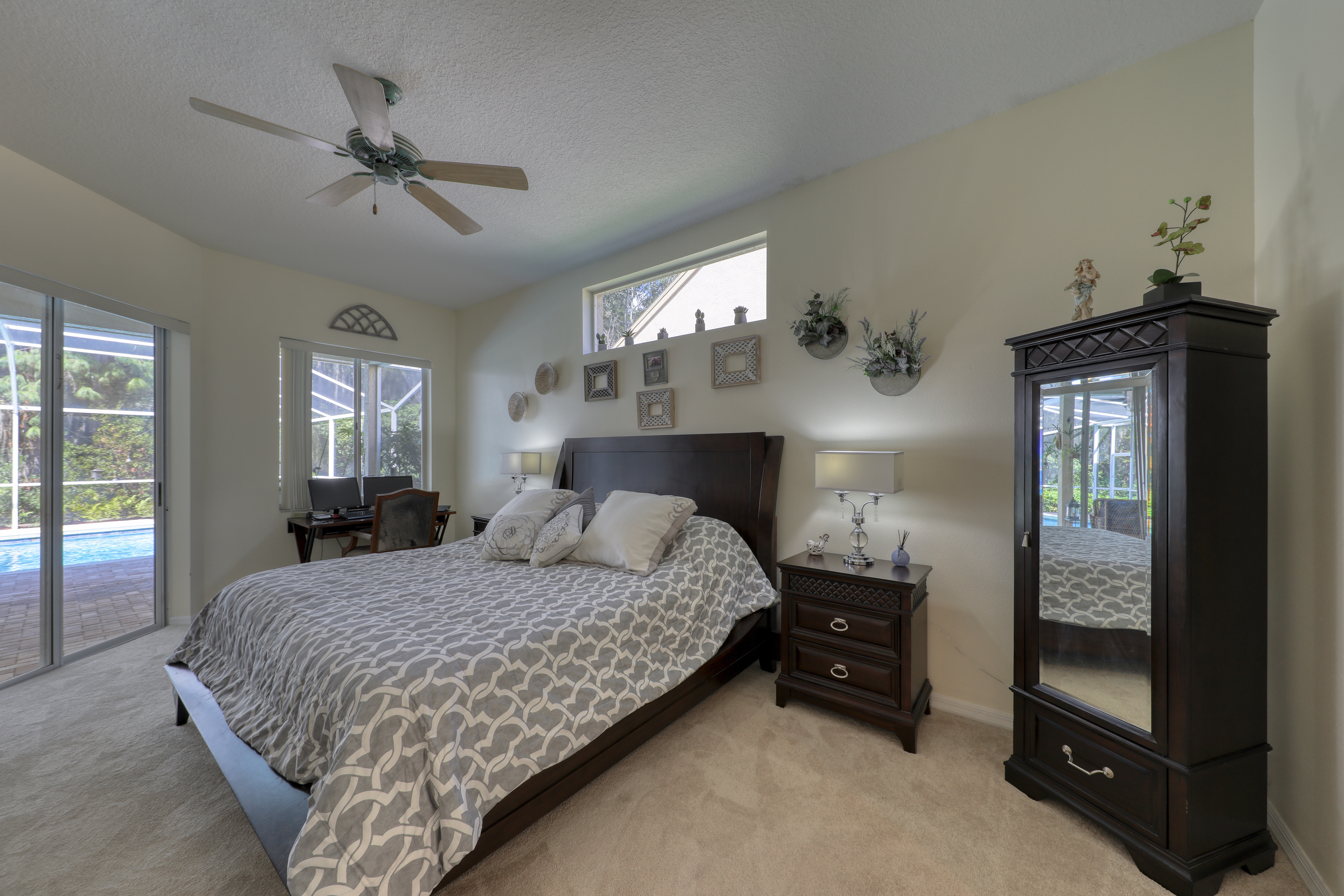 Palm Harbor, Florida, 34685, United States, 4 Bedrooms Bedrooms, ,3 BathroomsBathrooms,Residential,For Sale,1873066