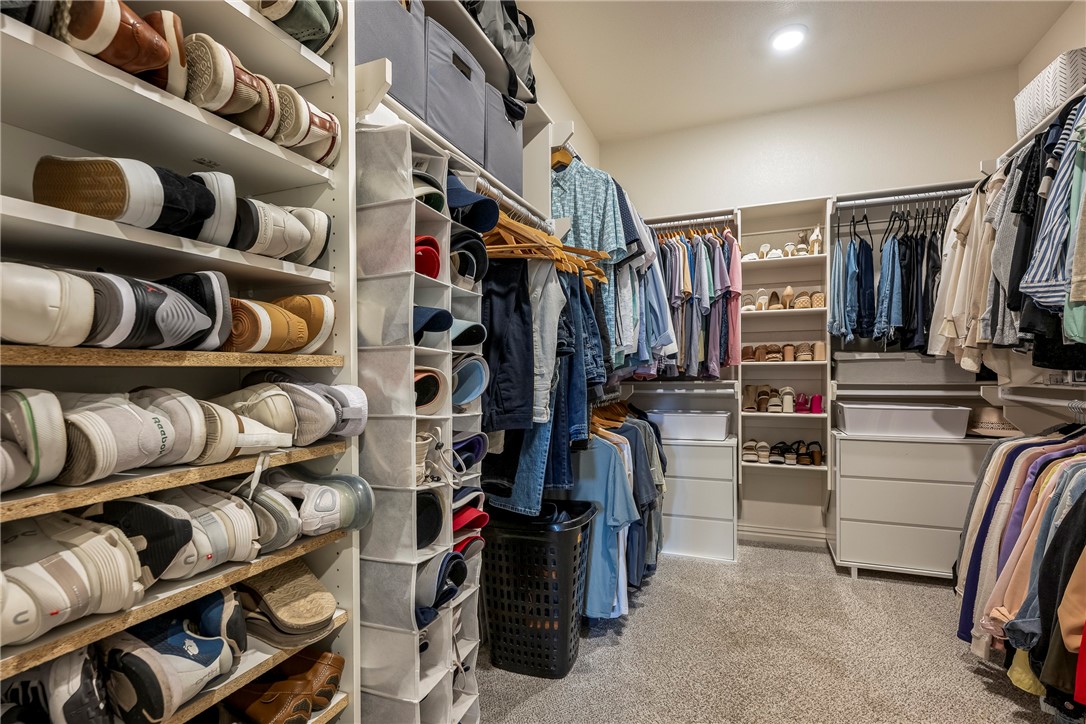 Cave Springs, Arkansas, 72718, United States, 4 Bedrooms Bedrooms, ,3 BathroomsBathrooms,Residential,For Sale,1954993