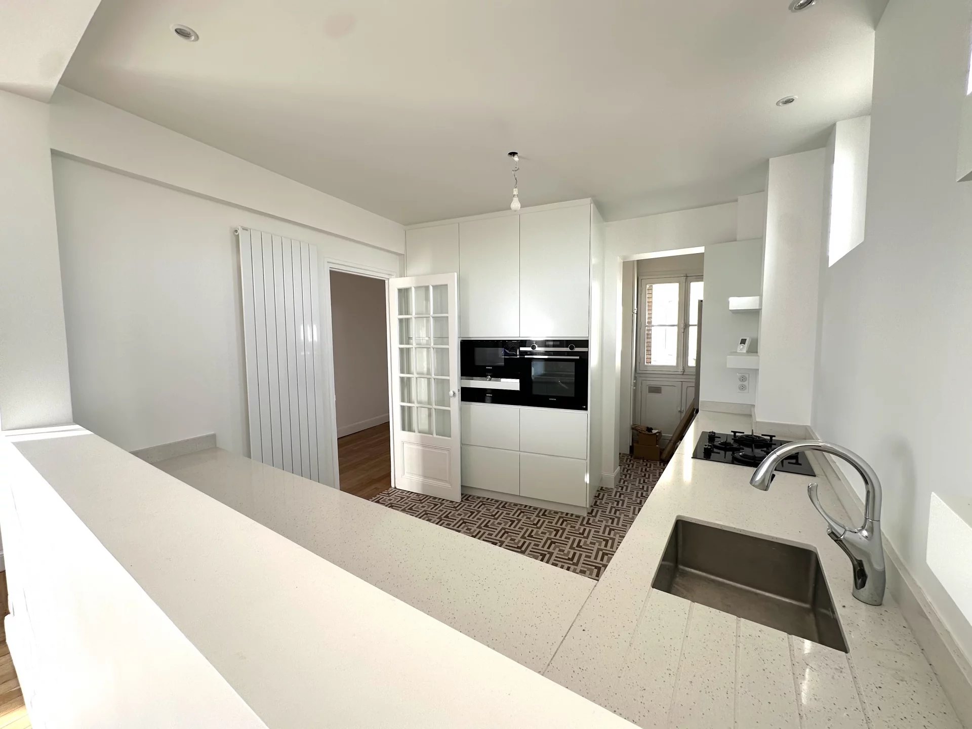 Le Vésinet, Île-de-France, 78110, FR, 2 Bedrooms Bedrooms, ,1 BathroomBathrooms,Residential,For Sale,2003303