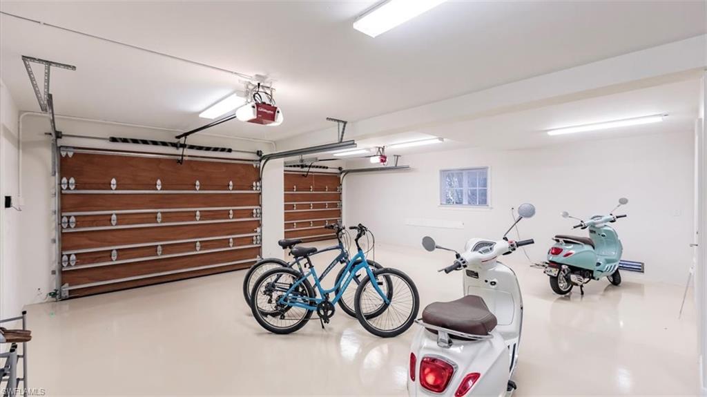 Naples, Florida, 34102, United States, 5 Bedrooms Bedrooms, ,6 BathroomsBathrooms,Residential,For Sale,1994581