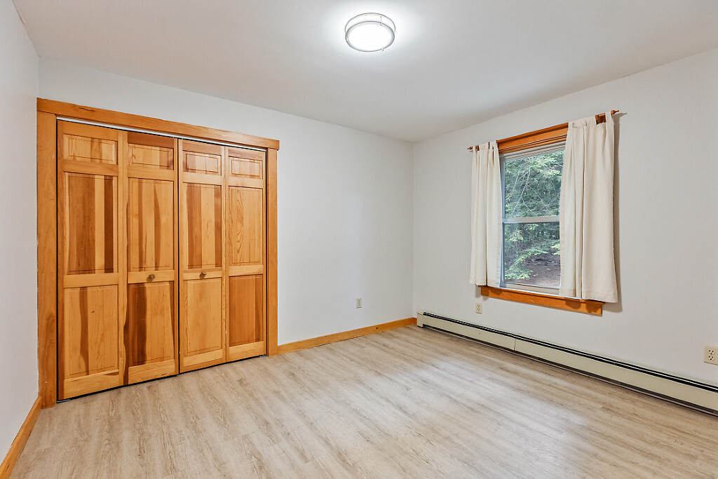 Rome, Maine, 04963, United States, 4 Bedrooms Bedrooms, ,2 BathroomsBathrooms,Residential,For Sale,1948503