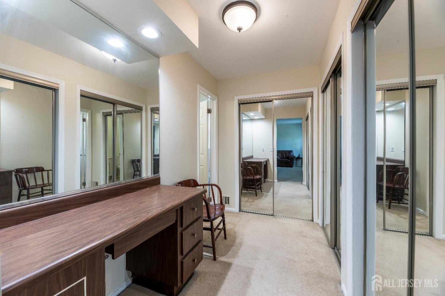 Edison, New Jersey, 08820, United States, 4 Bedrooms Bedrooms, ,3 BathroomsBathrooms,Residential,For Sale,1908022