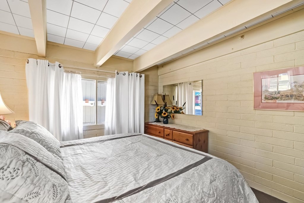 McCall, Idaho, 83638, United States, 4 Bedrooms Bedrooms, ,2 BathroomsBathrooms,Residential,For Sale,1977501