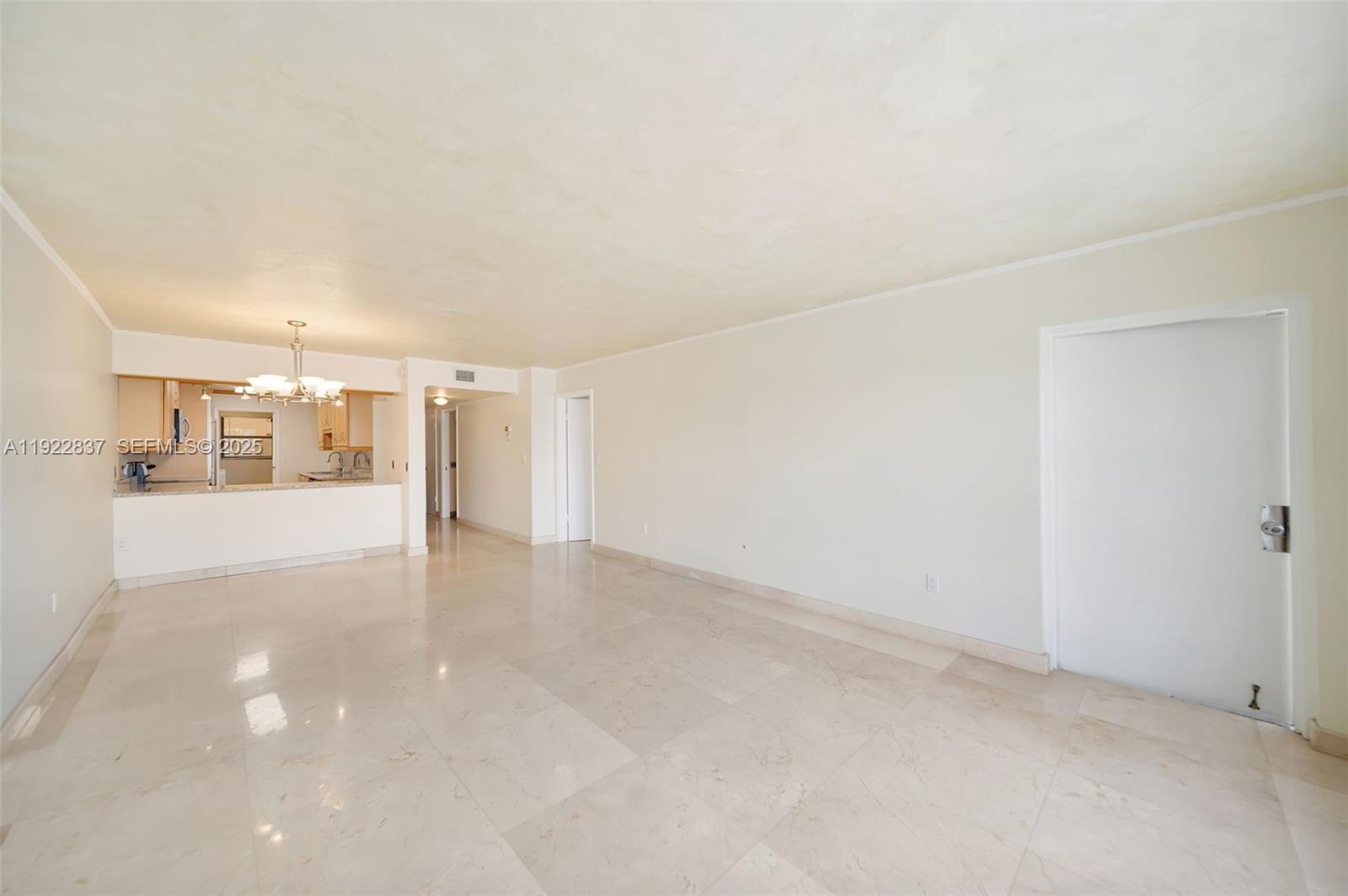 Hallandale Beach, Florida, 33009, United States, 2 Bedrooms Bedrooms, ,2 BathroomsBathrooms,Residential,For Sale,2001763