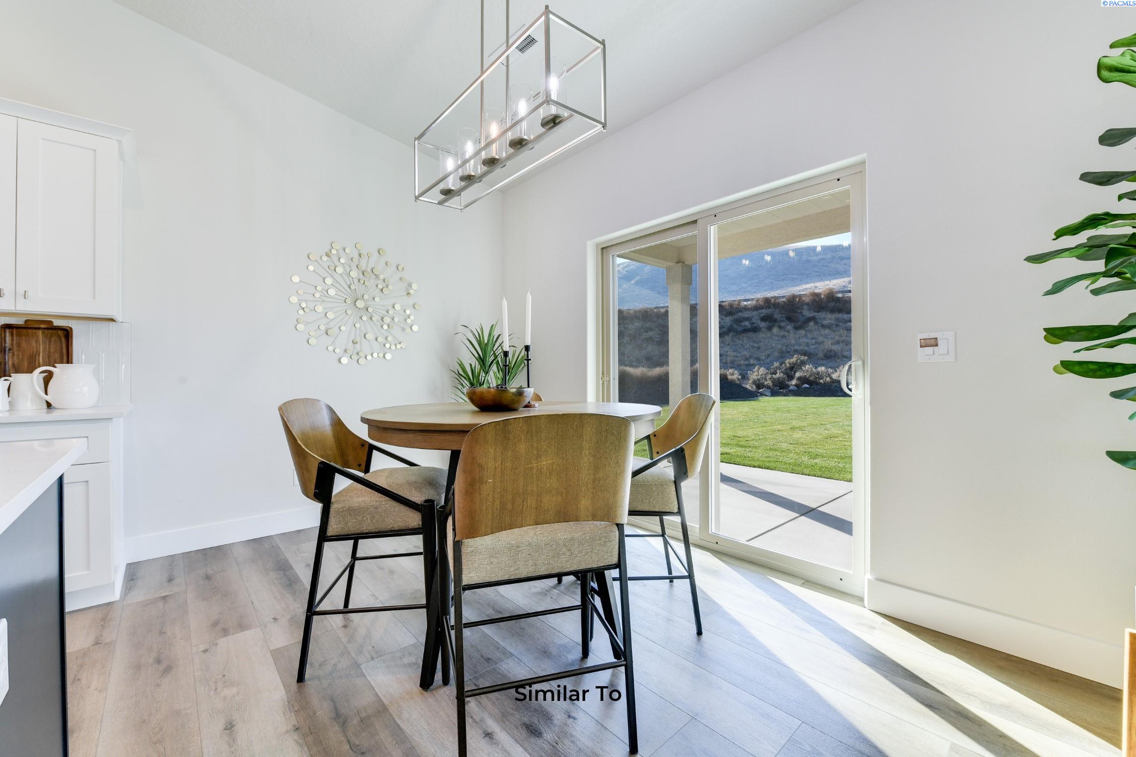 Kennewick, Washington, 99338, United States, 4 Bedrooms Bedrooms, ,2 BathroomsBathrooms,Residential,For Sale,1828278
