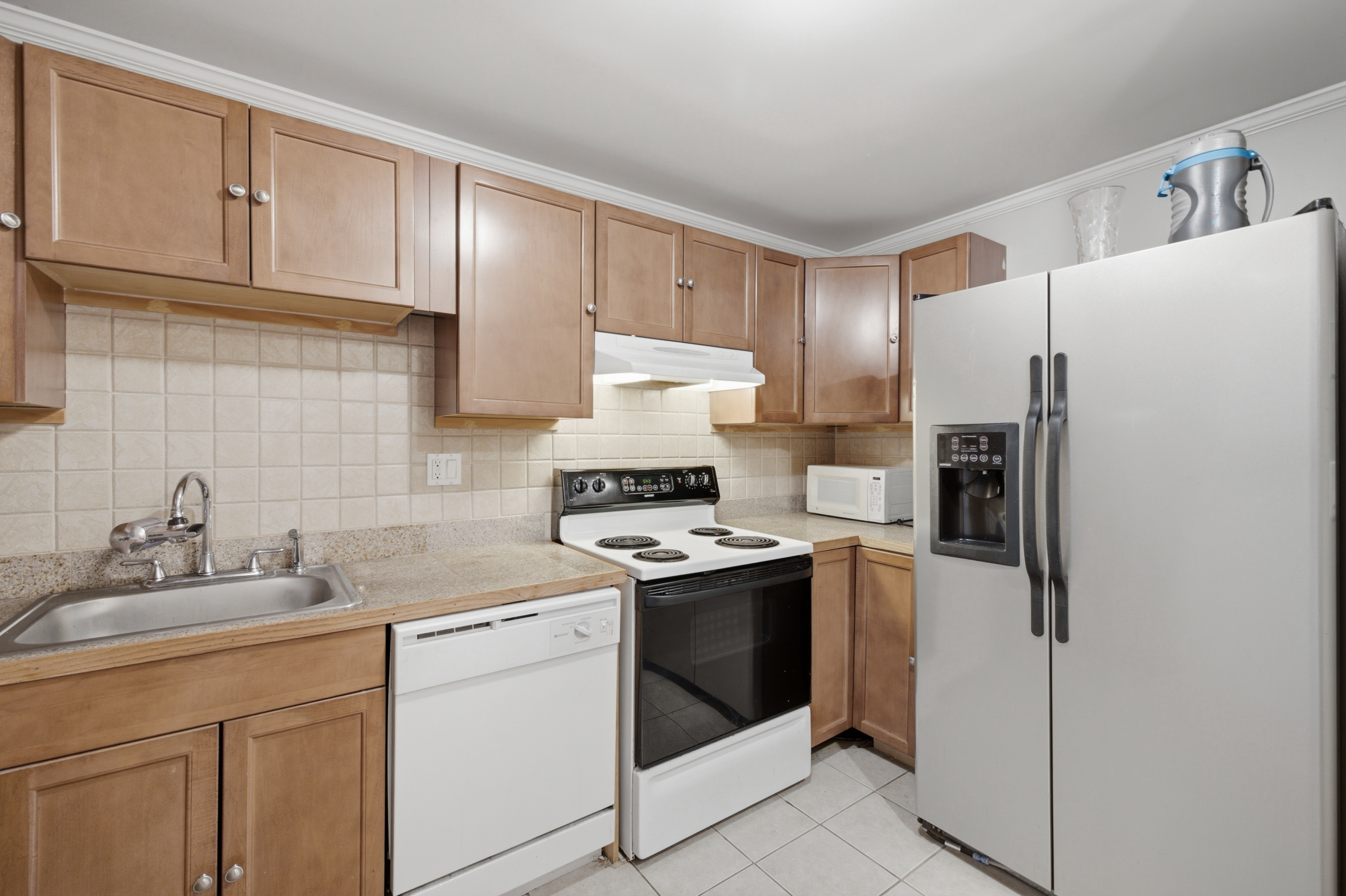  Your move-in ready Woodgate townhouse awaits - 物件實景