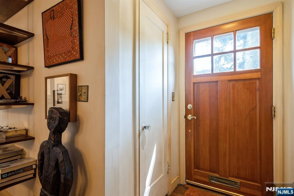 Cresskill, New Jersey, 07626, United States, 3 Bedrooms Bedrooms, ,2 BathroomsBathrooms,Residential,For Sale,1987908