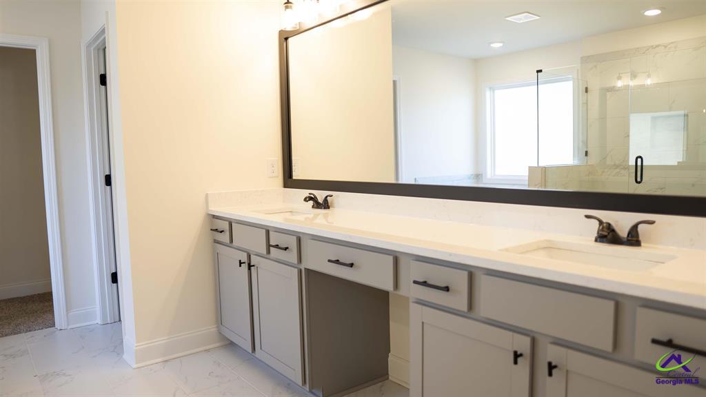 Bonaire, Georgia, 31005, United States, 6 Bedrooms Bedrooms, ,6 BathroomsBathrooms,Residential,For Sale,1898459