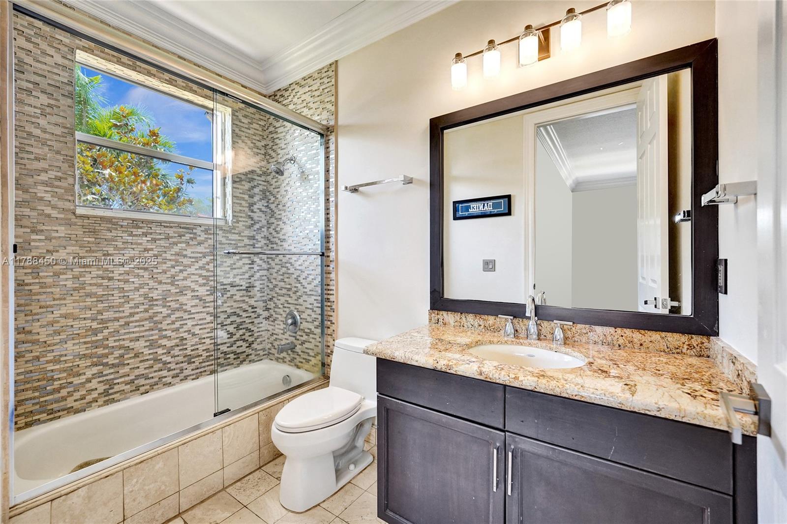 Davie, Florida, 33330, United States, 6 Bedrooms Bedrooms, ,6 BathroomsBathrooms,Residential,For Sale,1908596