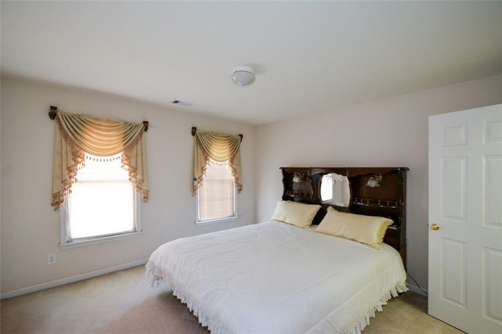 Cumming, Georgia, 30041, United States, 5 Bedrooms Bedrooms, ,4 BathroomsBathrooms,Residential,For Sale,1997427