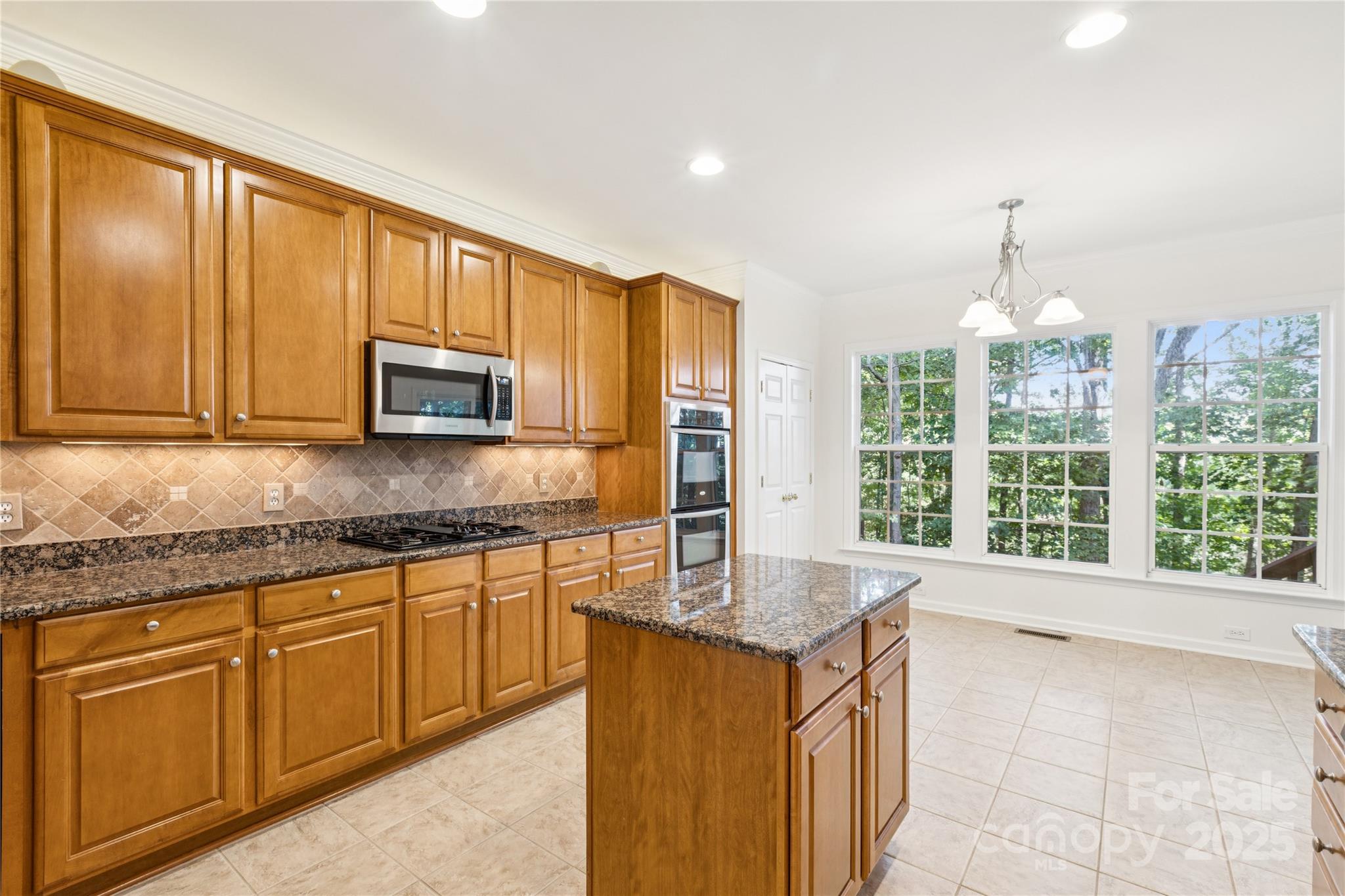 Tega Cay, South Carolina, 29708, United States, 4 Bedrooms Bedrooms, ,4 BathroomsBathrooms,Residential,For Sale,1906873