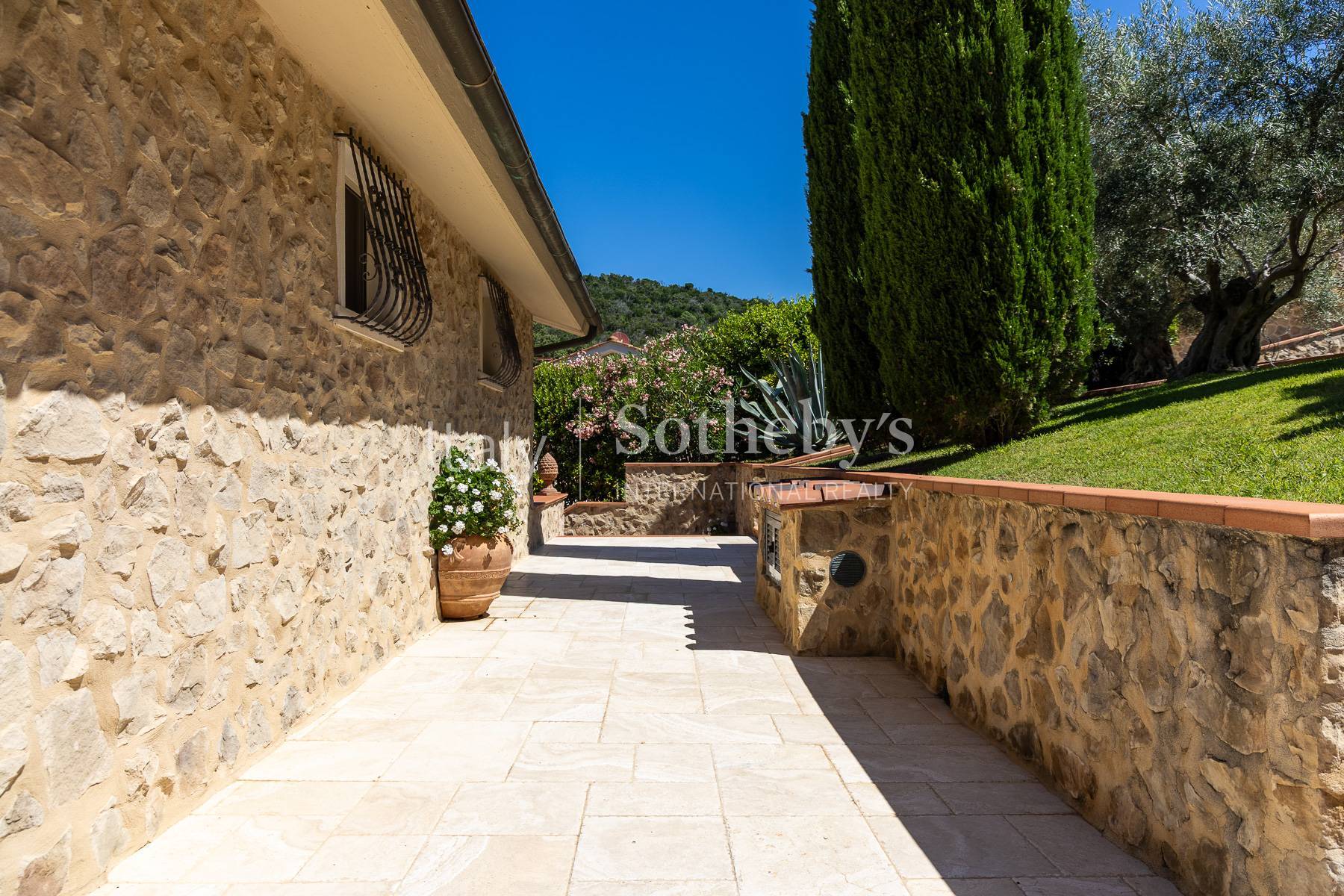  Elegant villa with swimming pool in Punta Ala - 物件實景