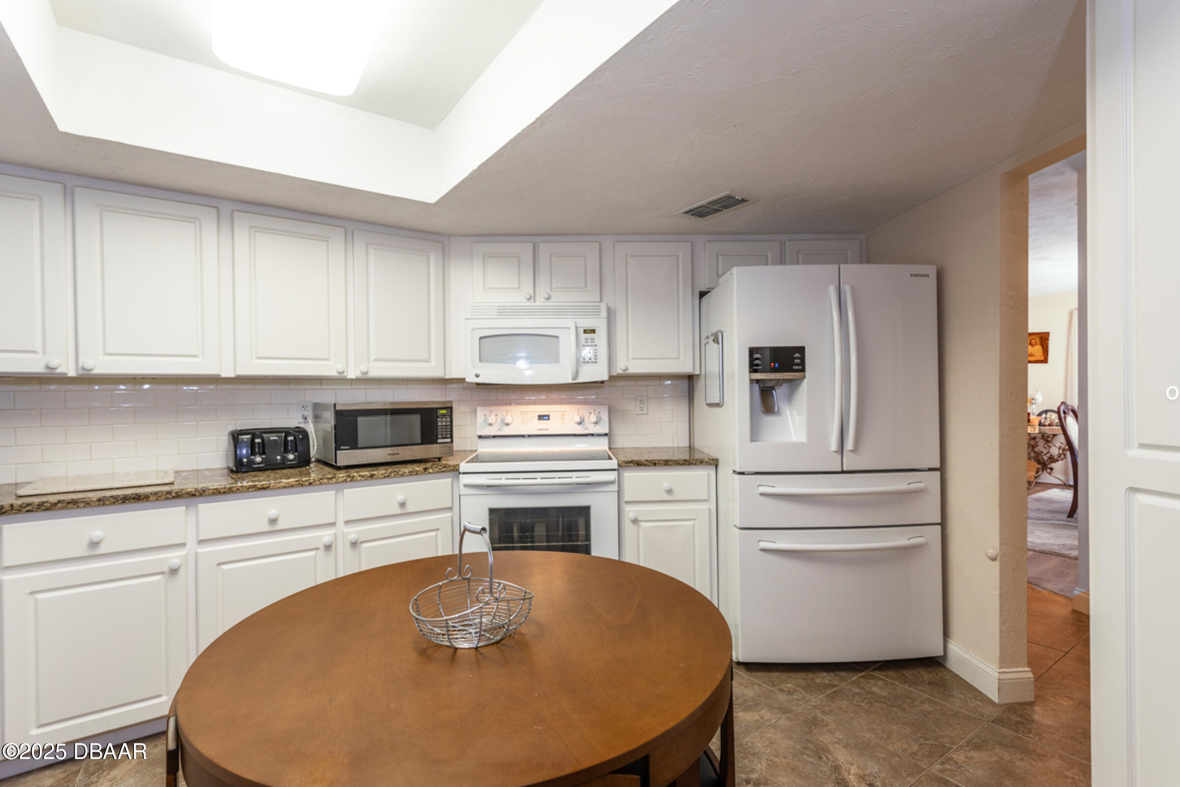 Ormond Beach, Florida, 32174, United States, 4 Bedrooms Bedrooms, ,4 BathroomsBathrooms,Residential,For Sale,1939023