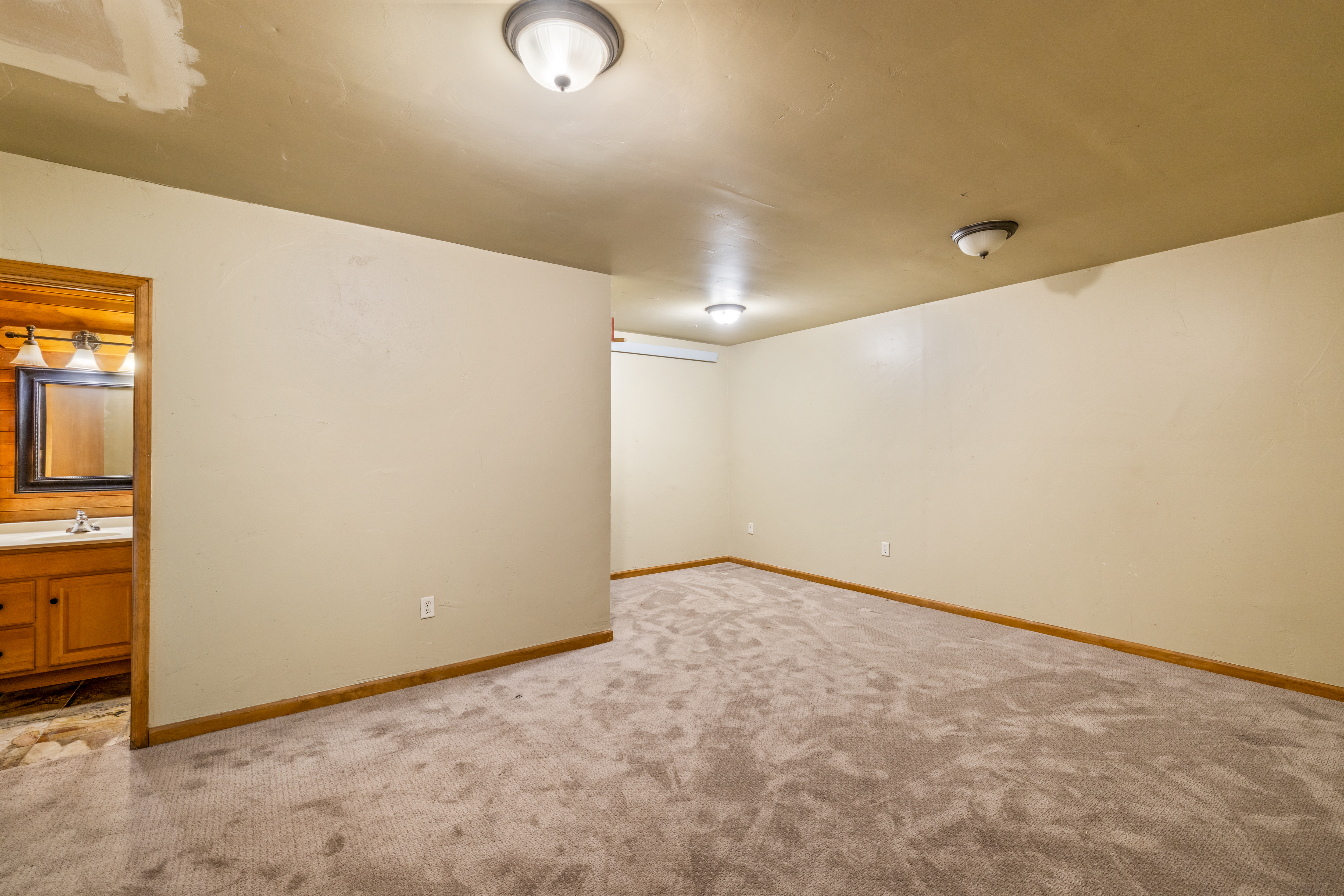  Spacious Columbine Townhome - 物件實景