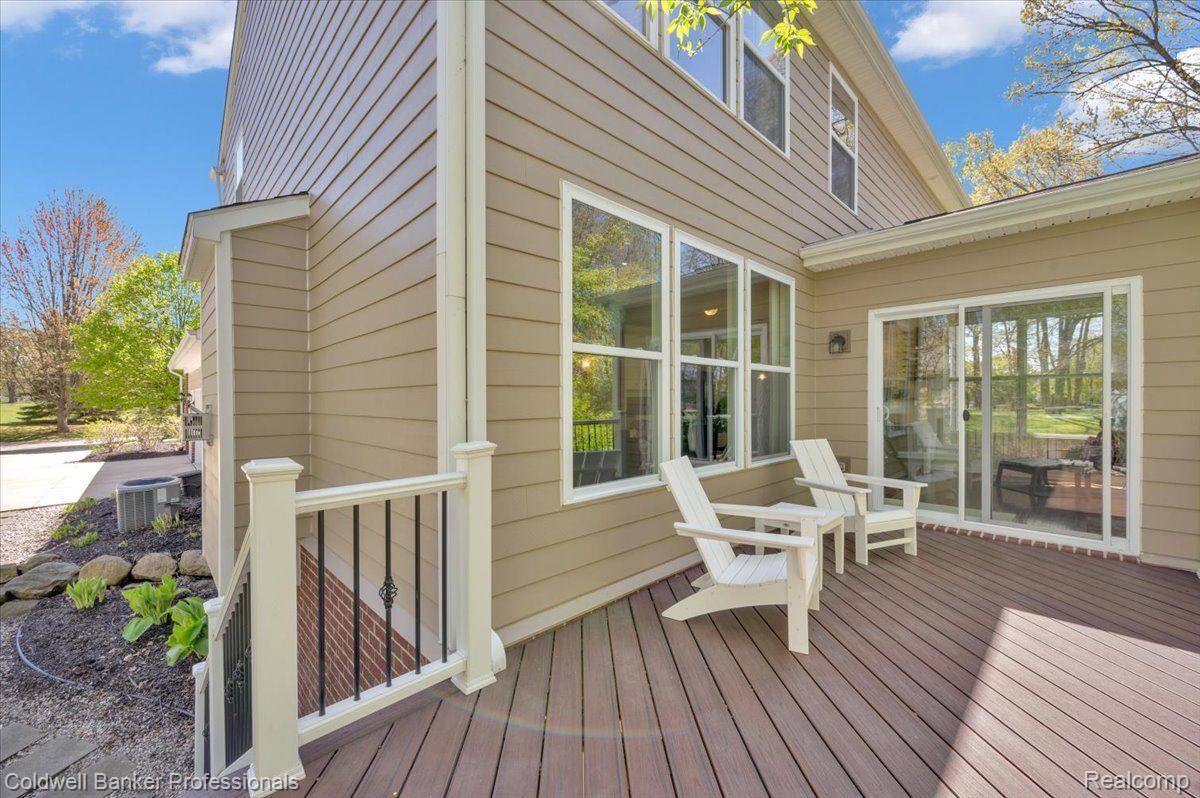 Oxford, Michigan, 48371, United States, 5 Bedrooms Bedrooms, ,4 BathroomsBathrooms,Residential,For Sale,1940303